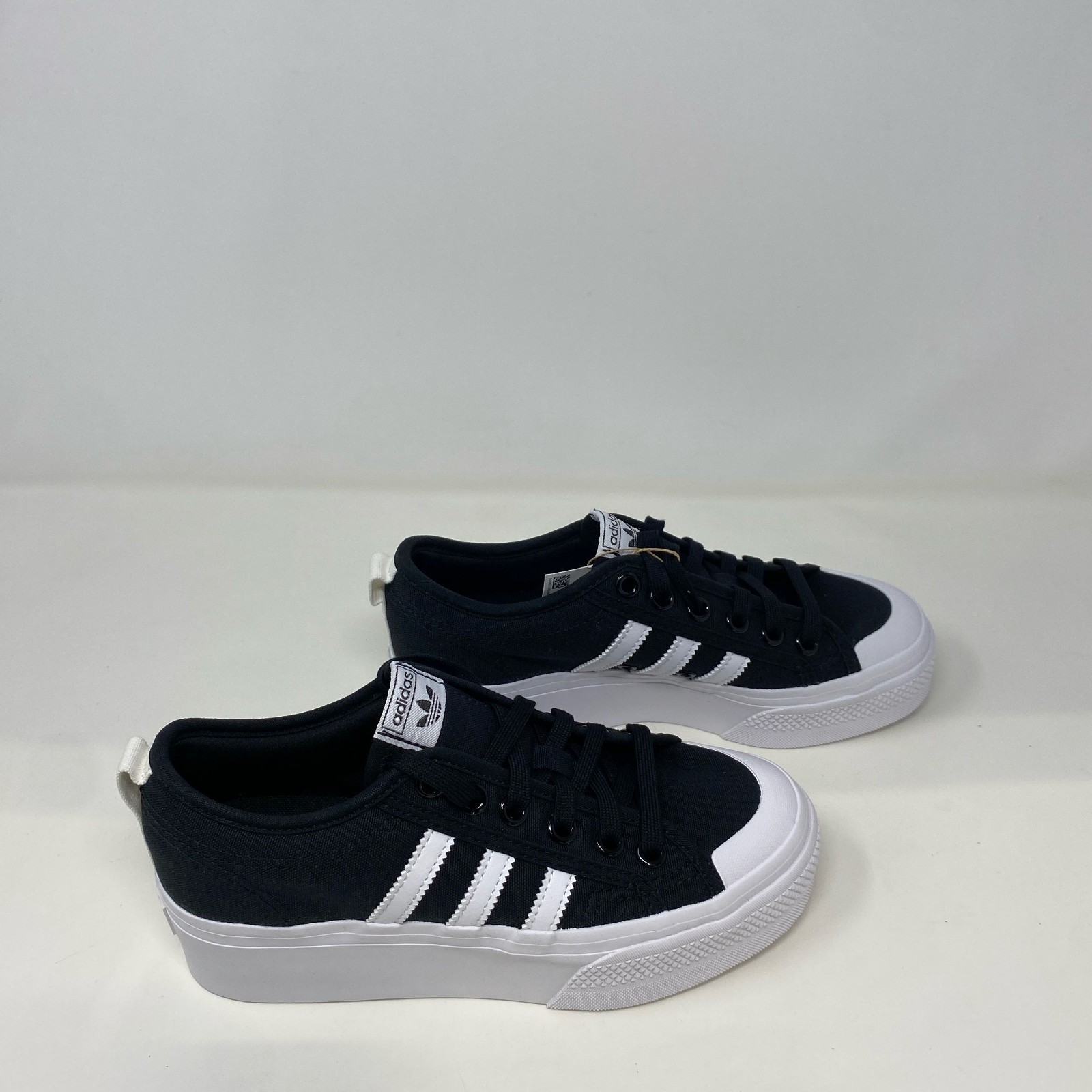 Adidas Nizza Platform W Black/White Women’s 6.5 FV5321