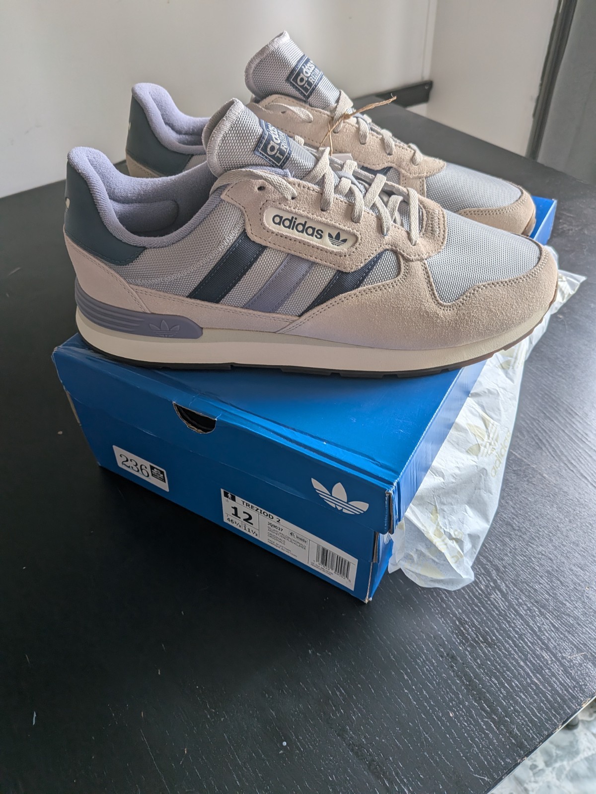 Adidas Treziod 2 Silver Metallic Preloved Ink Wonder Aluminum