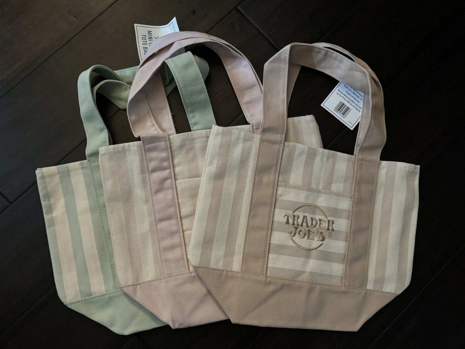 Trader joes mini tote bag summer edition