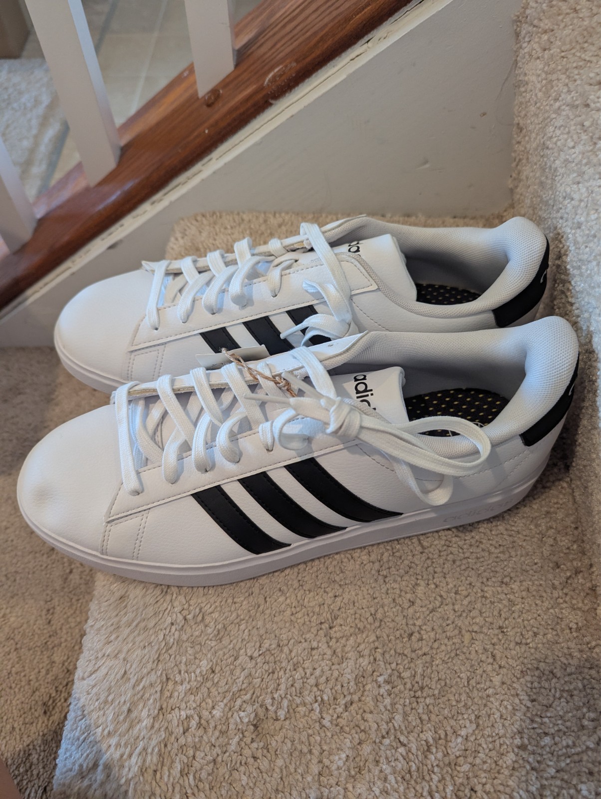 New Adidas Men’s Size 11.5 Grand Court 2.0 White & Black Tennis Shoes GW9195