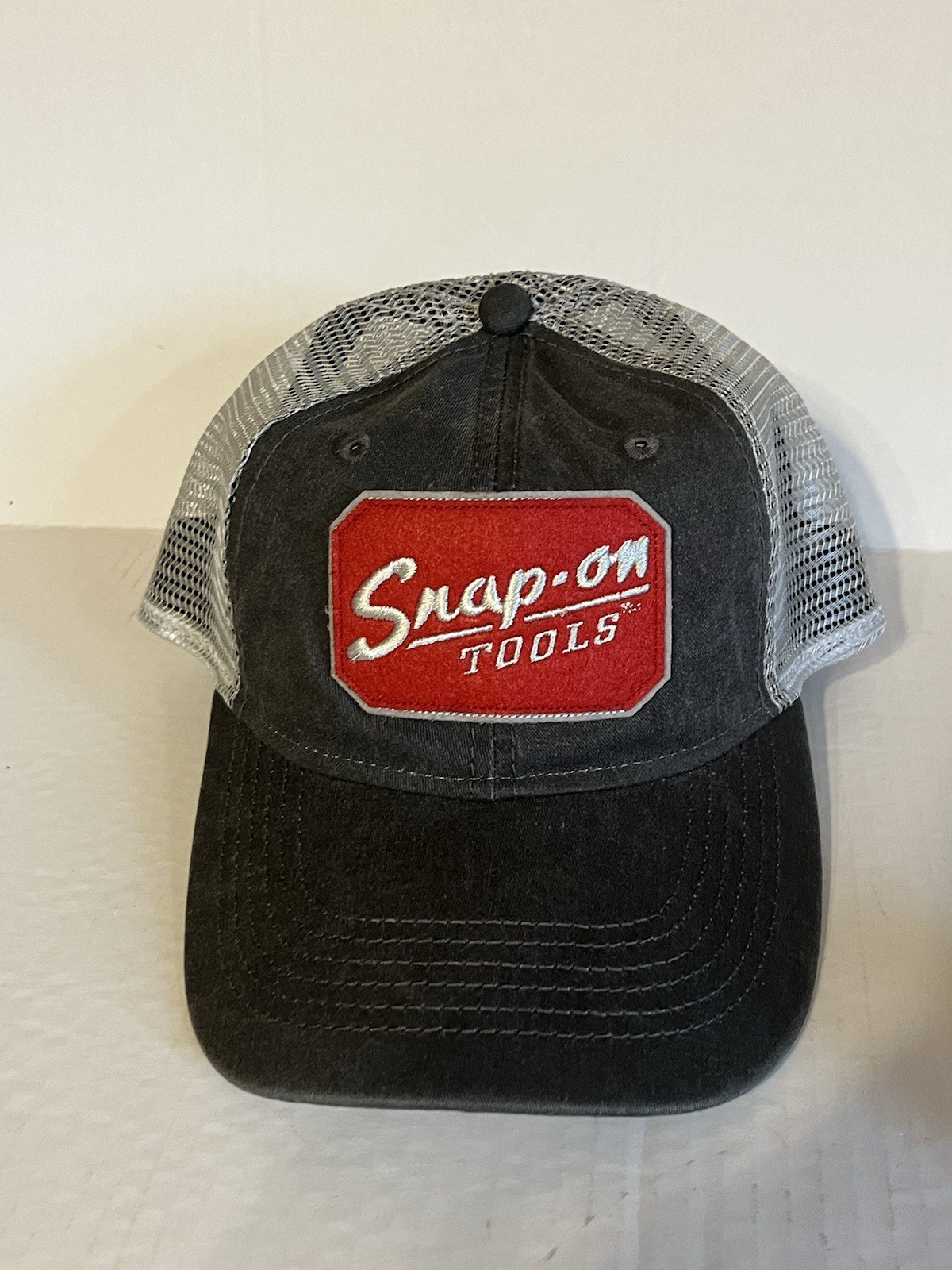Snap-On Tools Embroidered Logo Mesh Back Snap Back Hat Cap Grey / White NEW