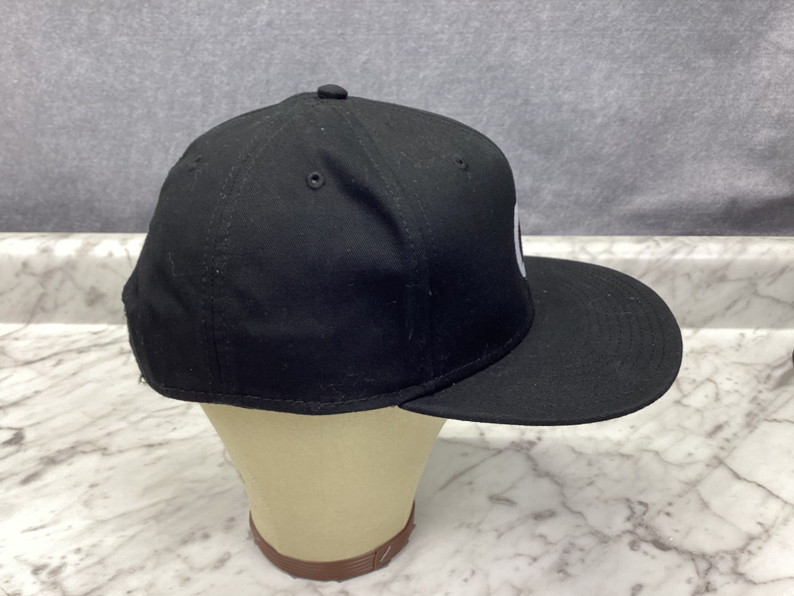 Gatorade Logo Otto Snapback Hat Black Adjustable One Size Flat Brim Cap