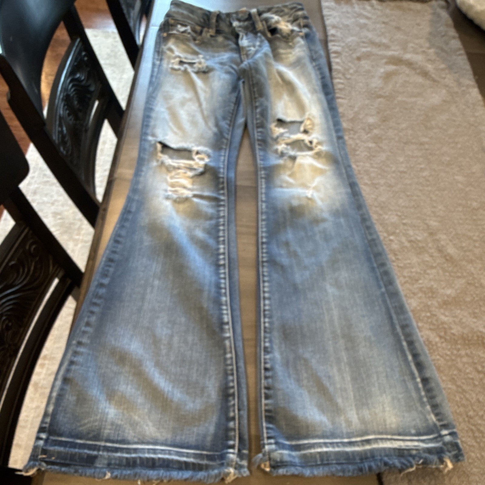 American Eagle Outfitters Blue Light Wash Flared Jeans Distressed 5-Pocket