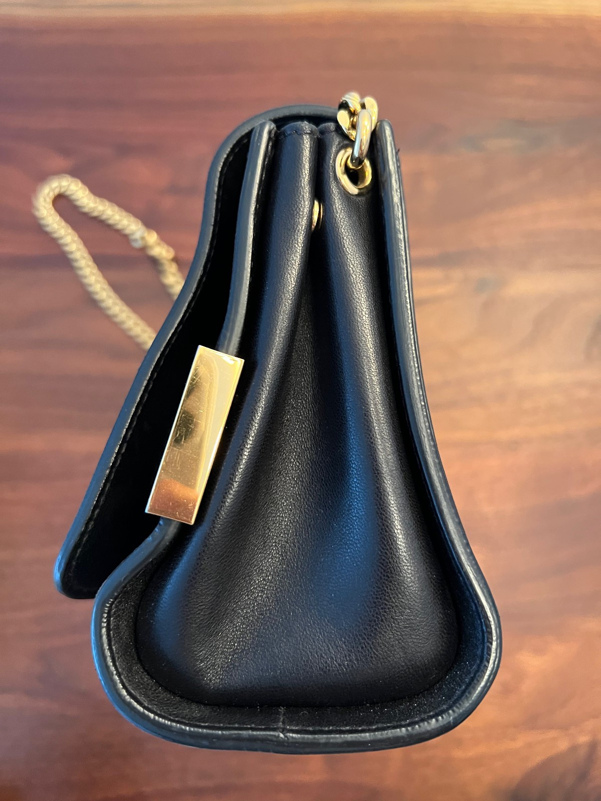 Chloé Elle Chain Clutch/Crossbody Bag Black Leather Gold Hardware