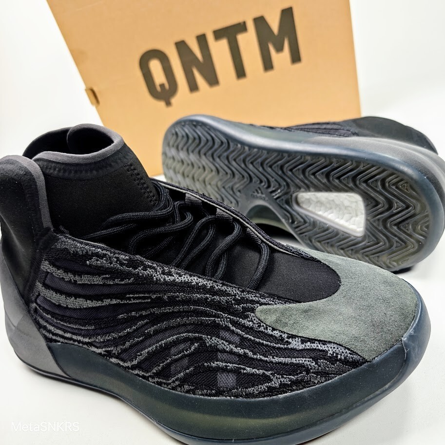 Adidas US 13.5 Men’s Onyx Black Grey Boost Lifestyle Rare Yeezy QNTM GX1317 NIB