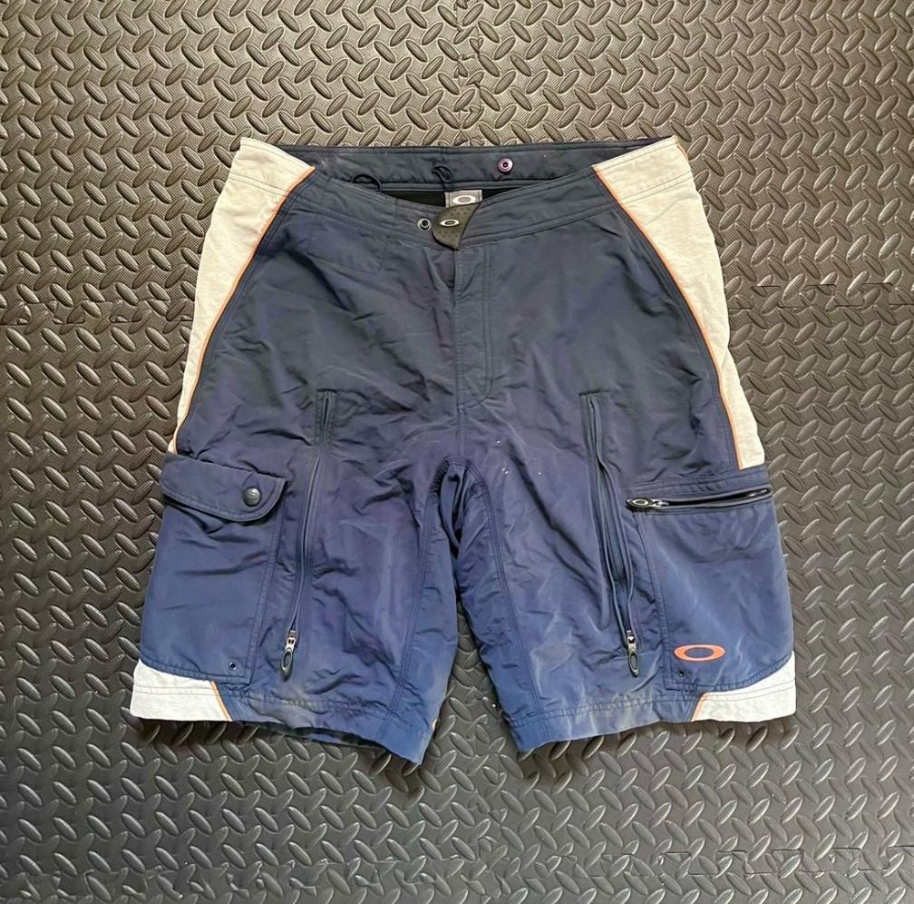 Vintage Oakley Software Size XXL Blue Gray Shorts With Multi Vent Zippers Gorp
