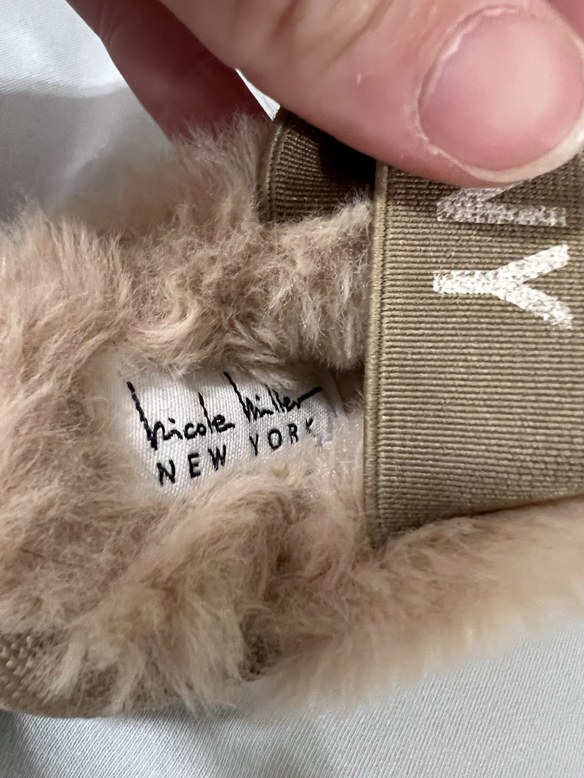 Nicole Miller New York Little Girl Faux Fur Slide Slippers Open Toe Beige Size 4