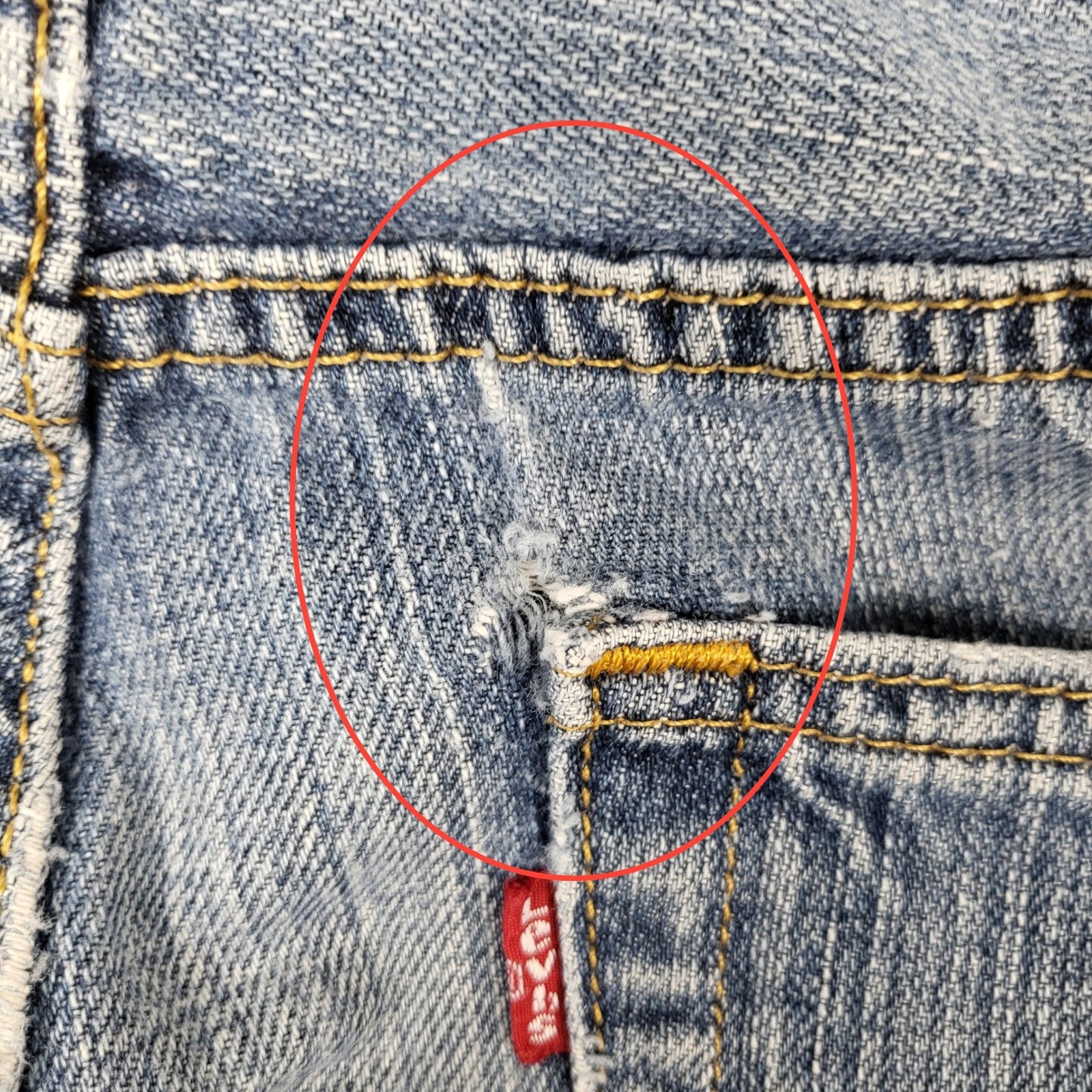 Levi’s 559 Relaxed Straight Jeans Mens 34×30 Blue Good Distressed 00559-2765