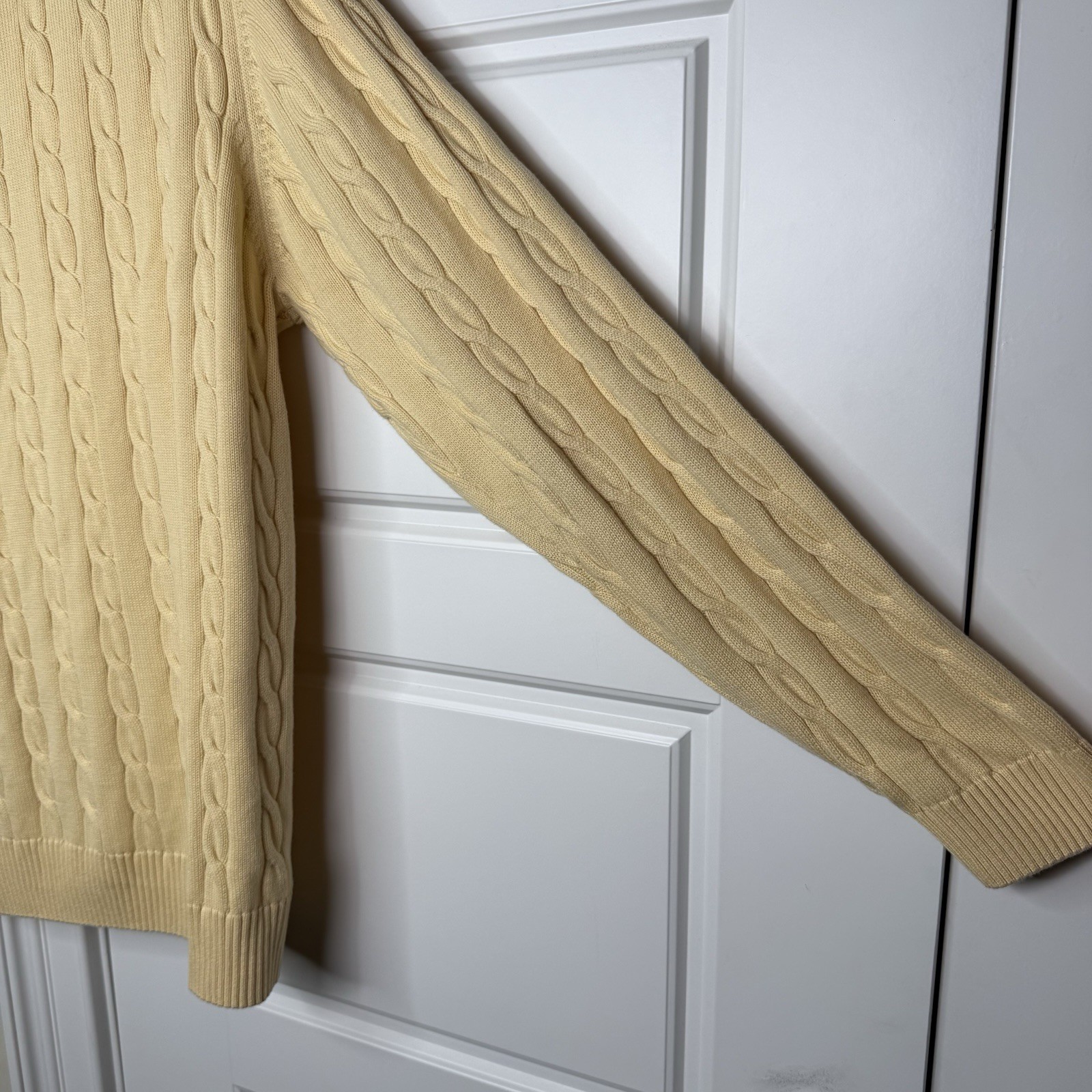 Roundtree & Yorke Cable Knit Sweater Men’s Large Yellow Cotton Fisherman Spring