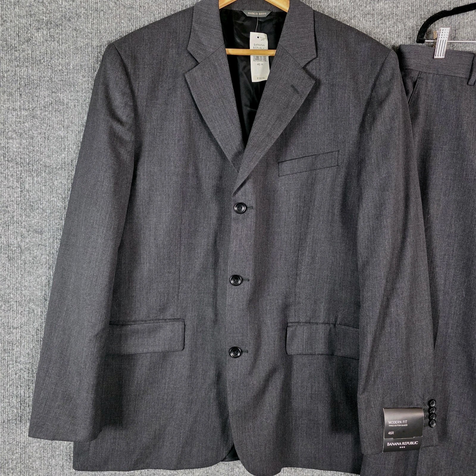 NEW Banana Republic Suit Men’s 46R 38×30 Charcoal Gray 100% Wool Modern Fit Set