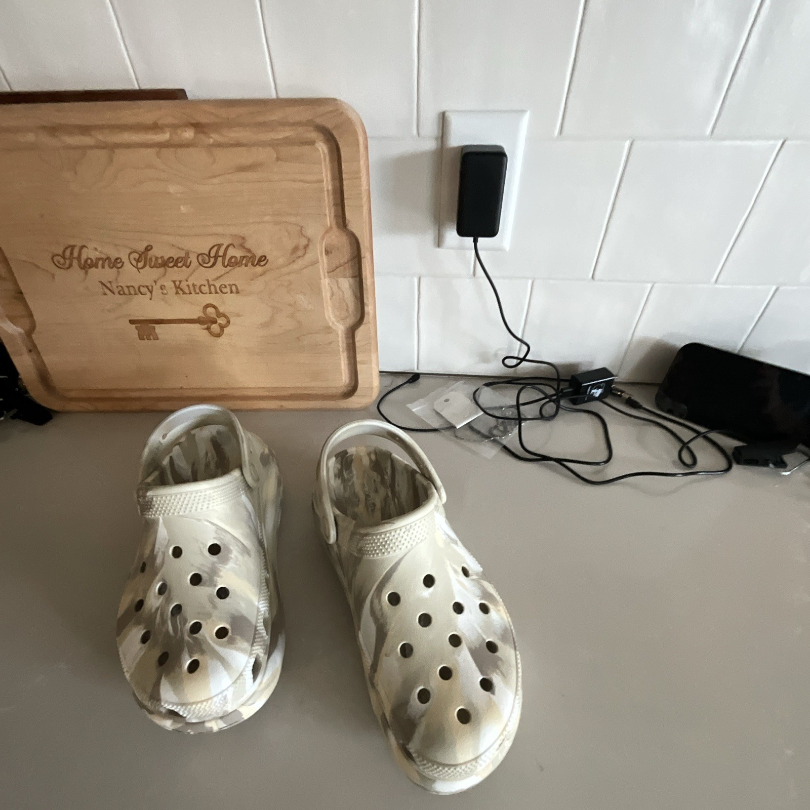 Crocs Classic Camo Clog Sandals White/Gray womensSlip On Synthetic Comfort US 7