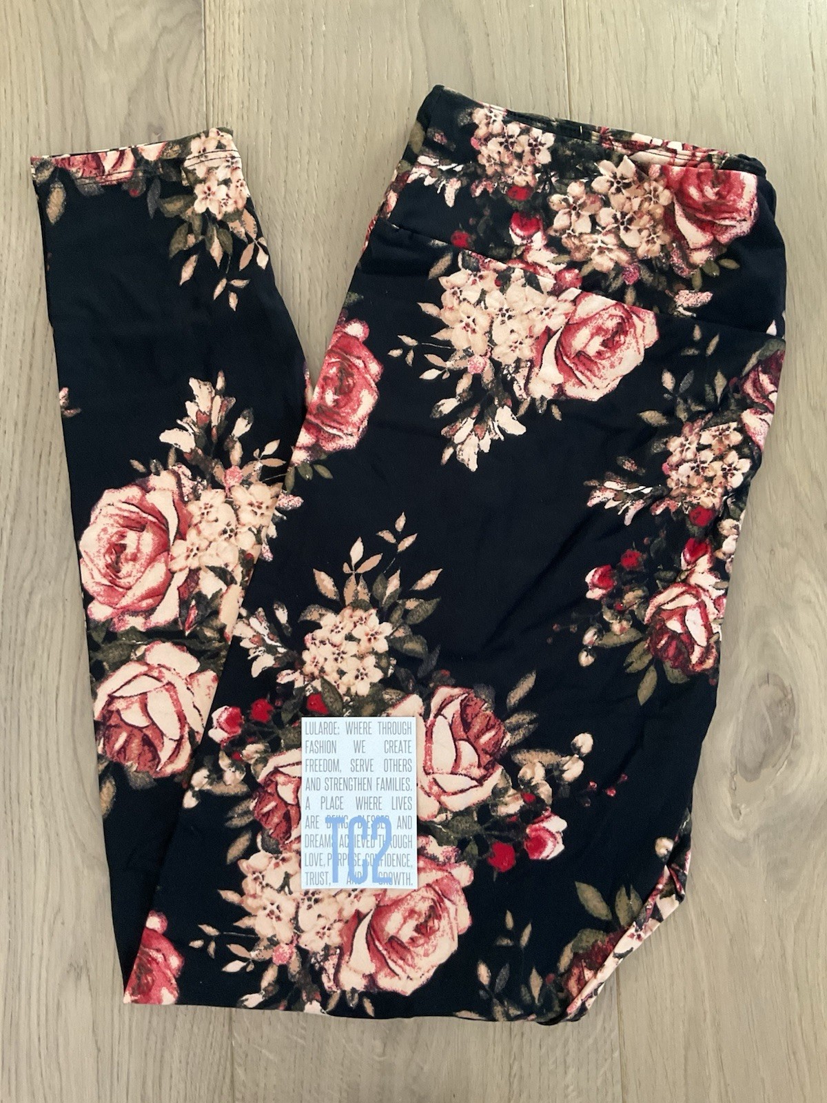 NWT LuLaRoe TC2 Leggings Fits Sizes 20-26 – As Pictured
