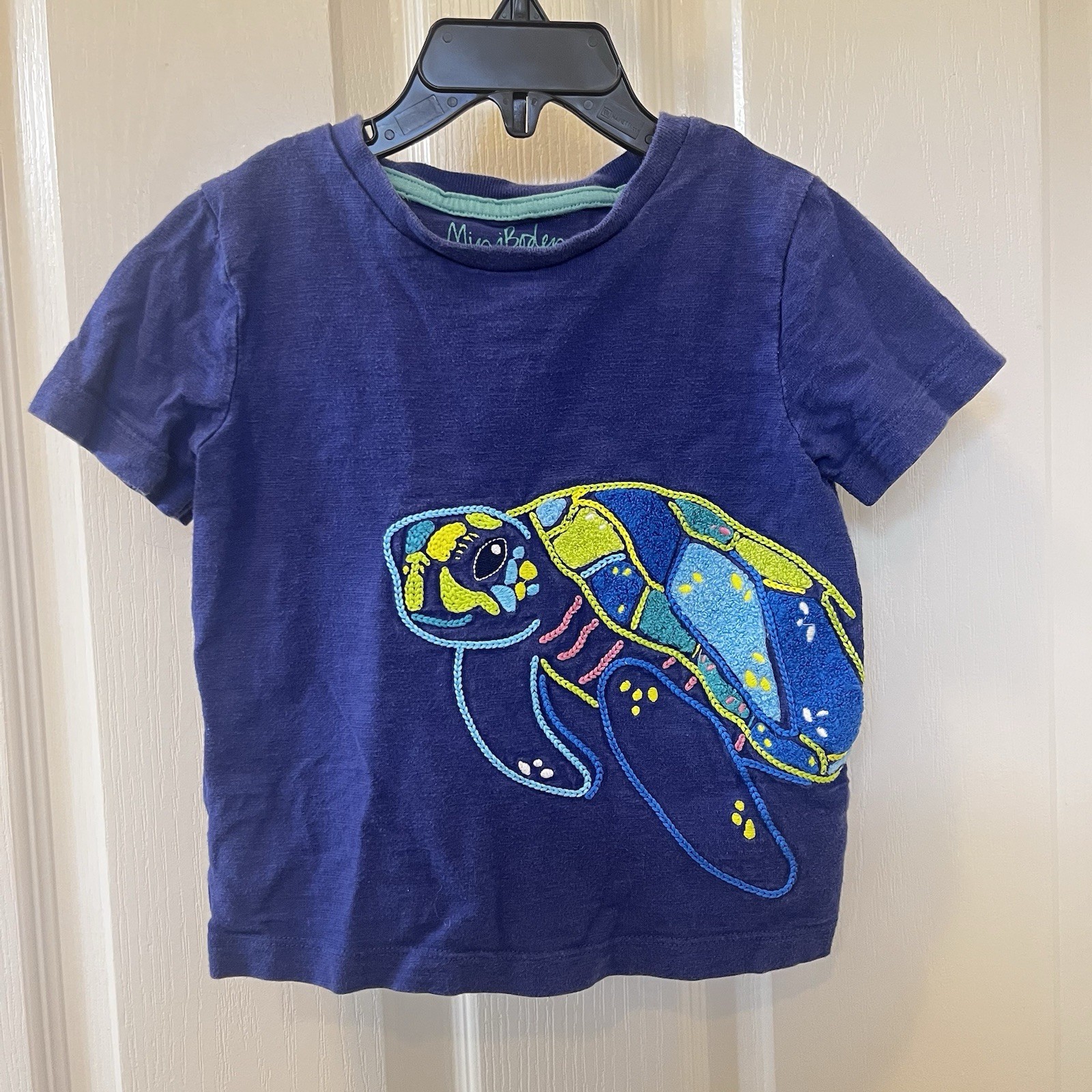 Mini Boden Sea Turtle Applique T-Shirt Top Tee Blue Boys Size 2-3 years