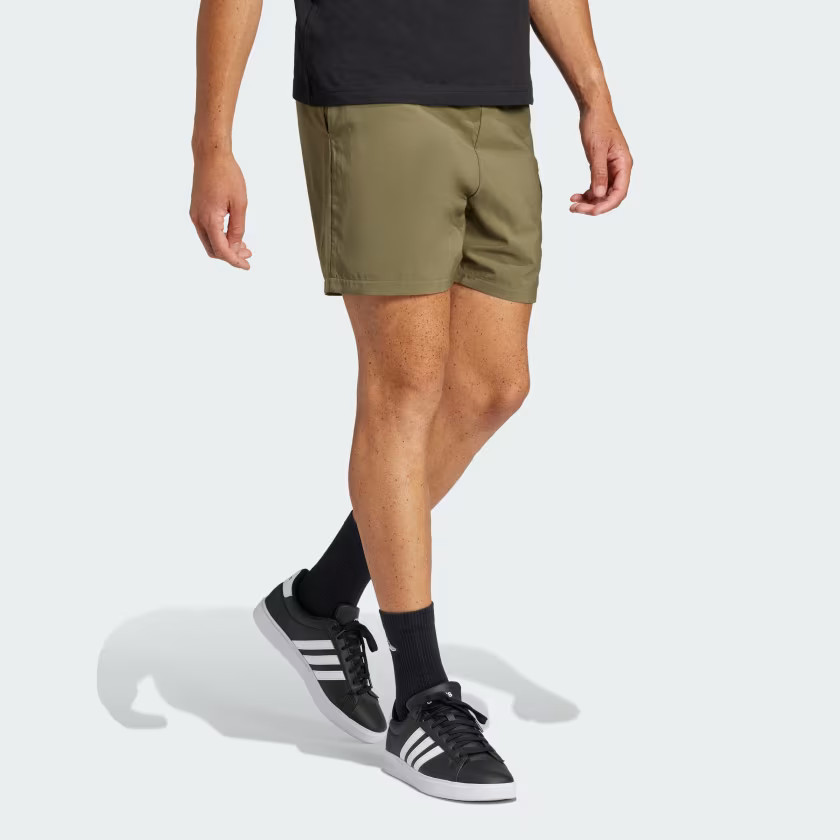 adidas men Essentials Small Logo Cargo Chelsea Shorts