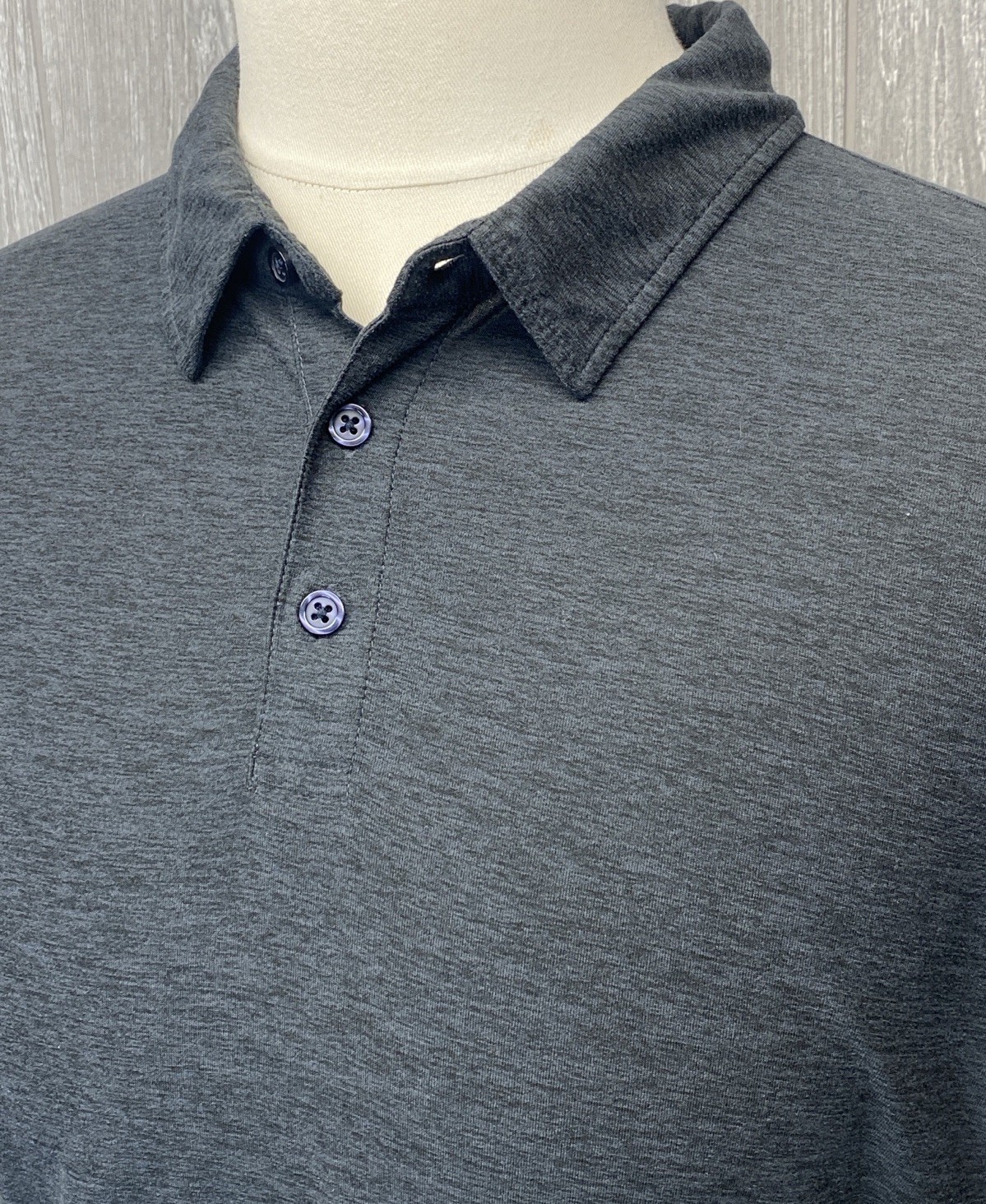 Vuori Polo Shirt Mens Dark Gray Strato Tech Stretch Athleisure Golf Size Large