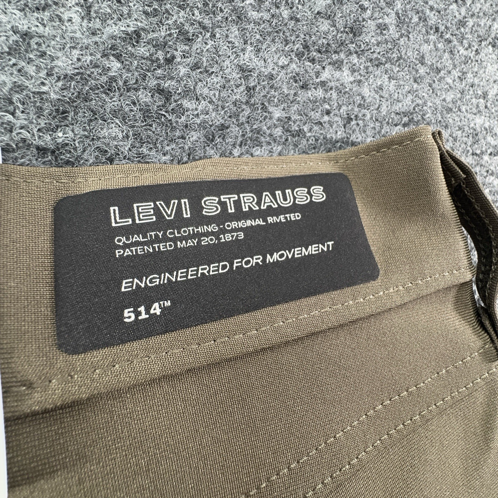 Levi’s 514 Tech Olive Green High Stretch Pants 34×32 Cooling NWT