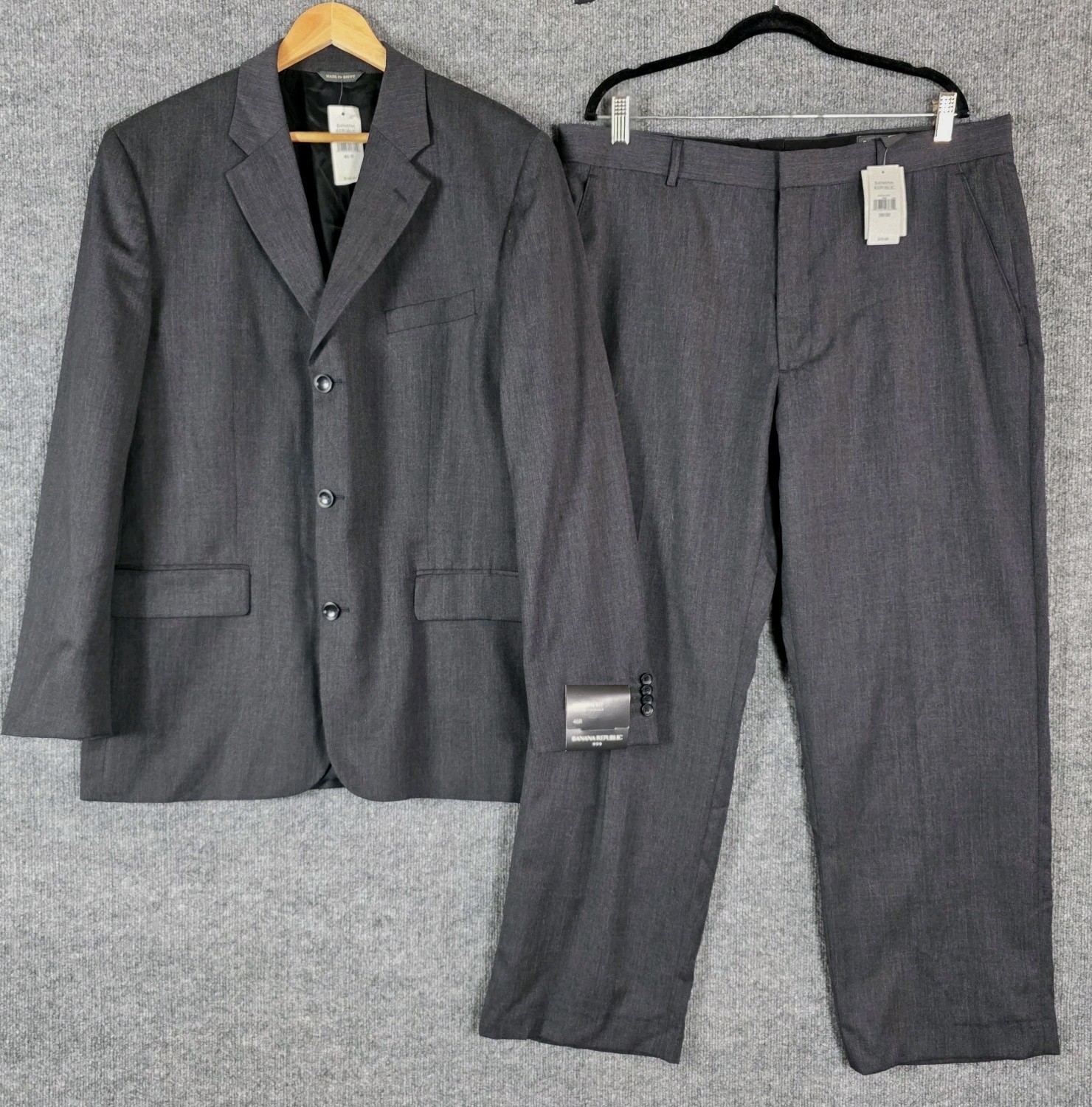 NEW Banana Republic Suit Men’s 46R 38×30 Charcoal Gray 100% Wool Modern Fit Set