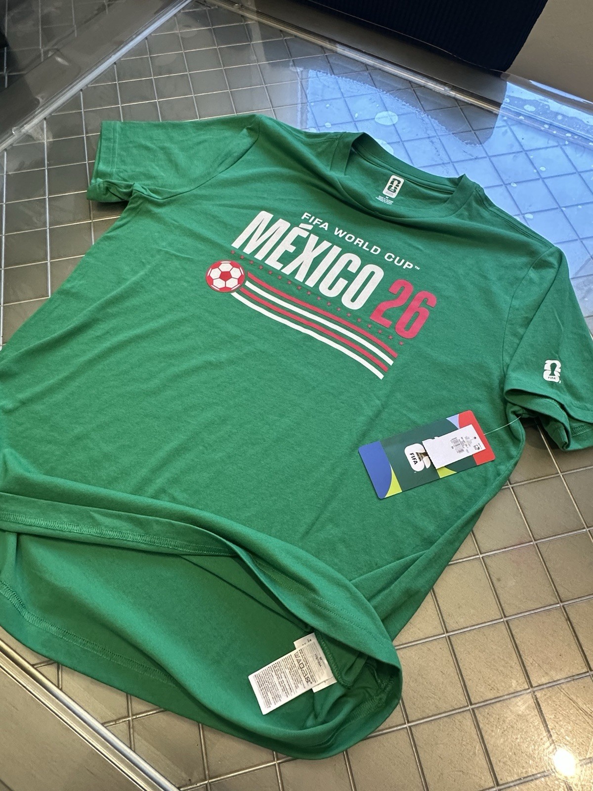 Old Navy Unisex FIFA World Cup 2026 Mexico Graphic T-Shirt – Size M