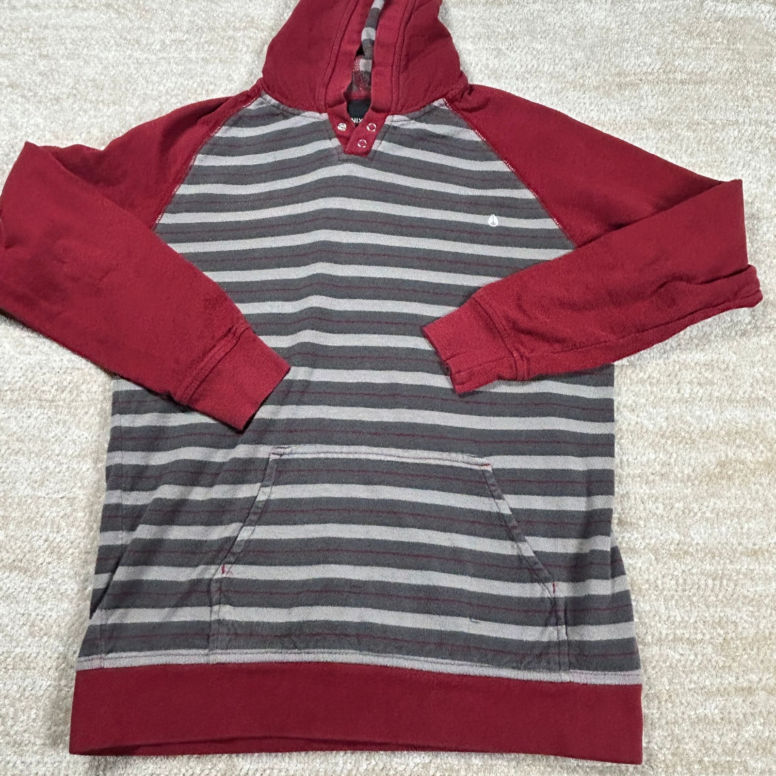 Nixon Hoodie Pullover Mens M Striped Gray Maroon Raglan Hooded Kangaroo Pocket