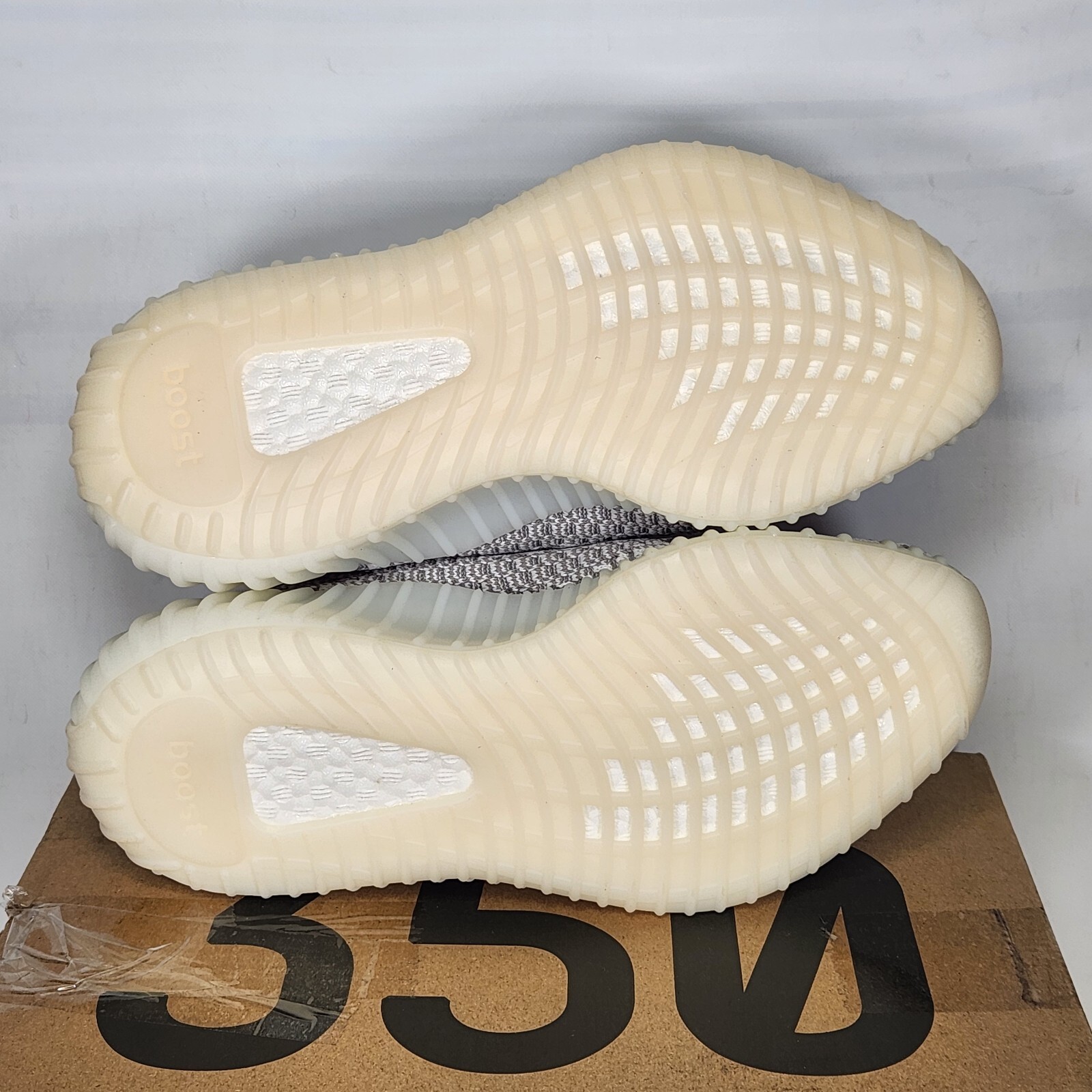 Size 5 – adidas YEEZY BOOST 350 V2 – Static – Mens – EF2905