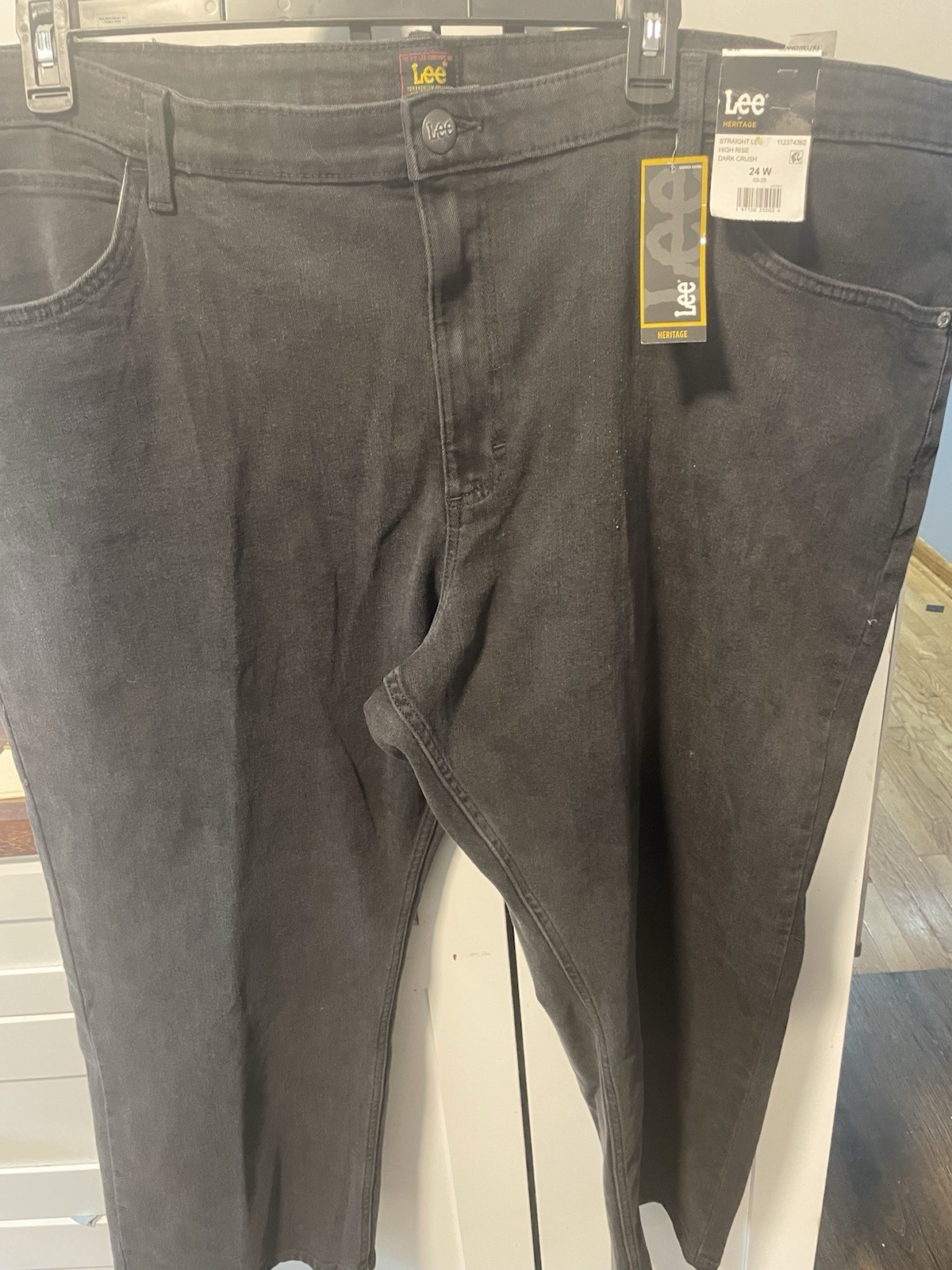 Lee Heritage High Rise Straight Leg Dark Crush Denim Jeans 5-Pocket Design