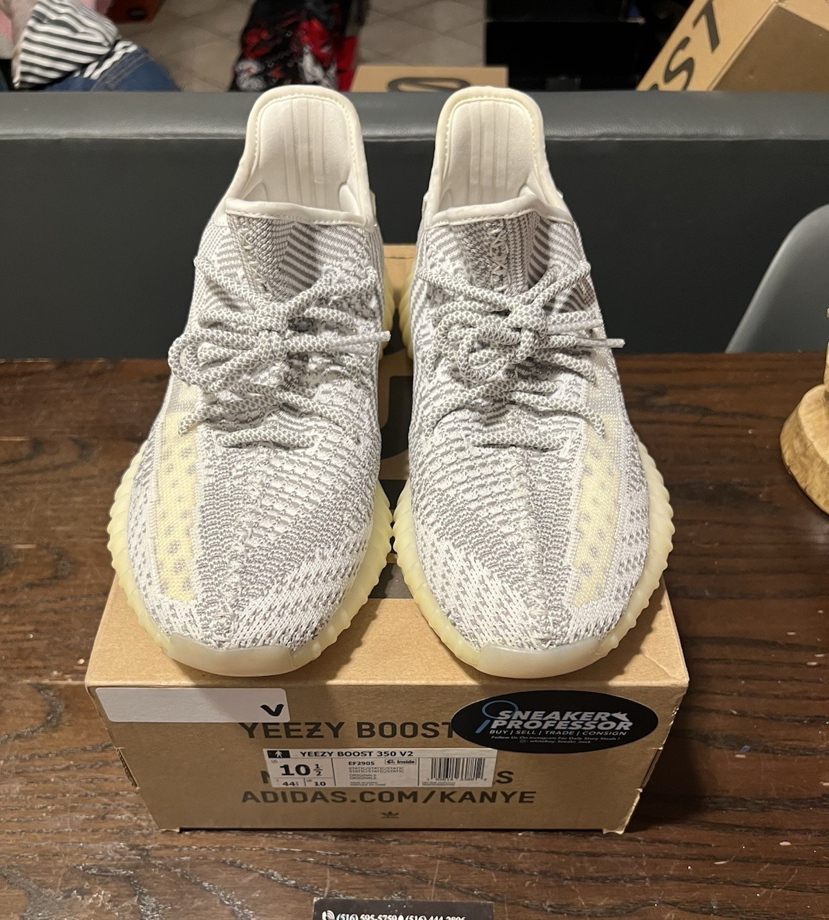 adidas Yeezy Boost 350 V2 Static Non-Reflective Size 10.5 2018 EF2905 W/ OG Box