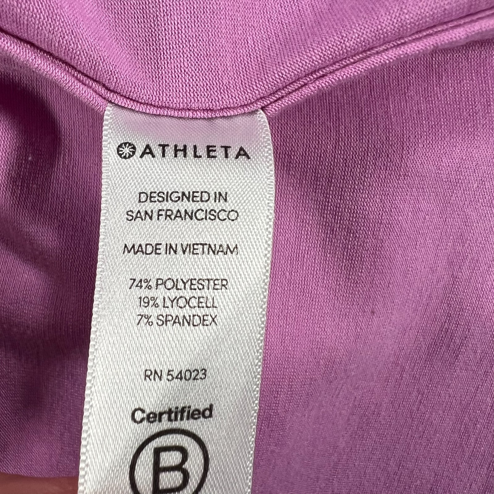 Athleta Shirt Womens XLT Extra Large Tall Purple Short Sleeve Solid Scoop Neck