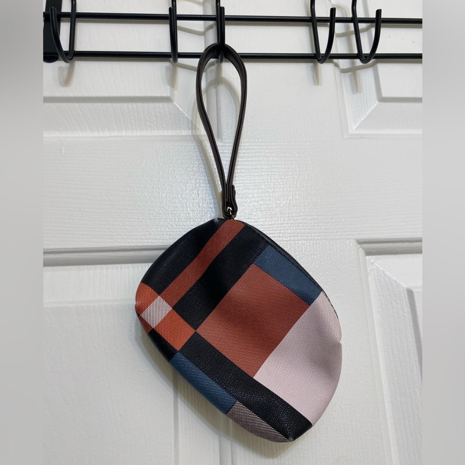 Multi-Color Geometric Cosmetic Bag