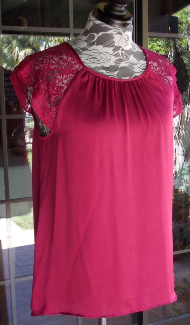 New Short Lace Sleeve Gather Neckline Satiny Hi Low Blouse Sz. XL