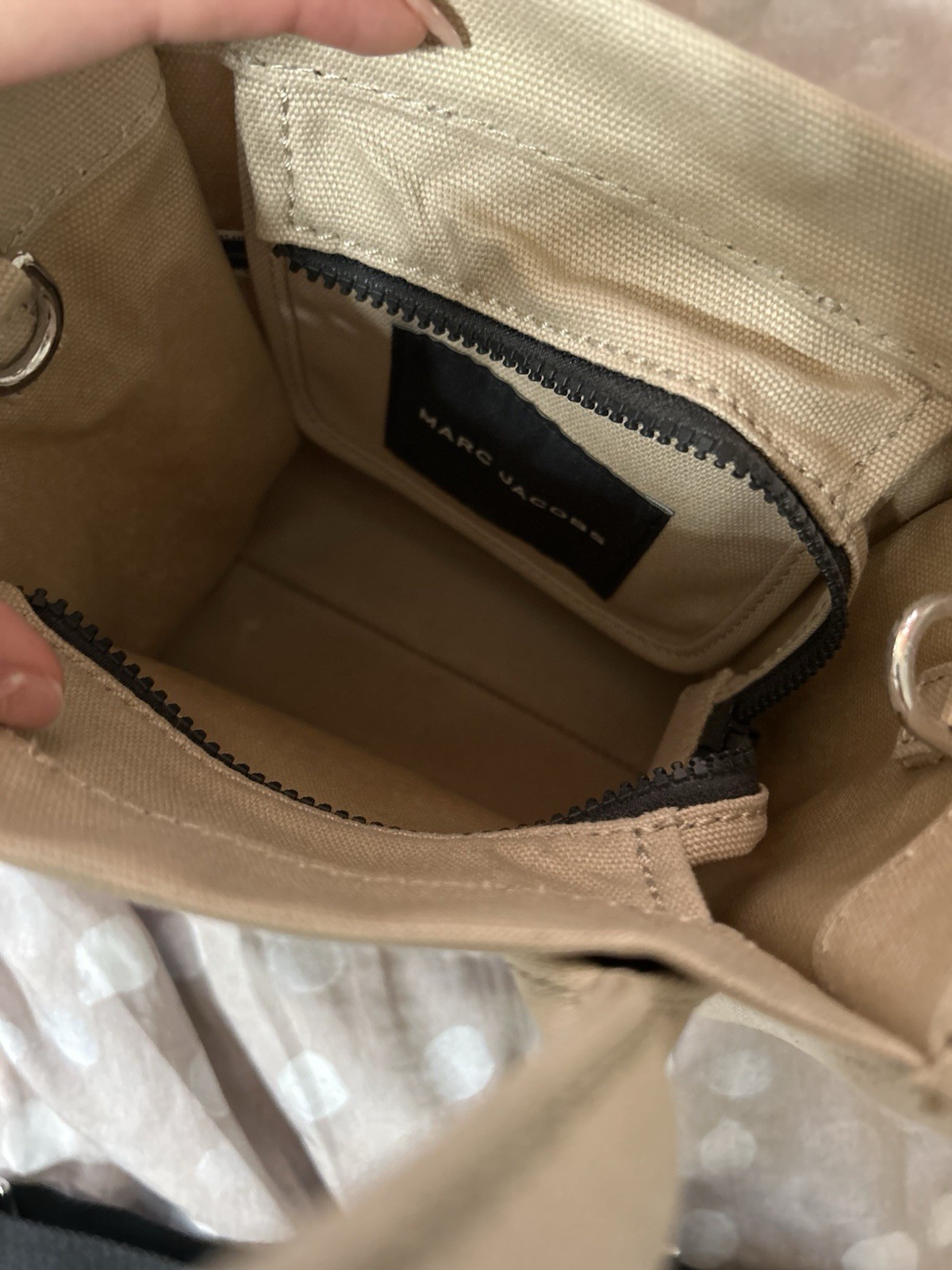 Marc Jacobs Beige Mini Tote Bag Zip Closure w/ 2 Detachable Straps Inner Pockets
