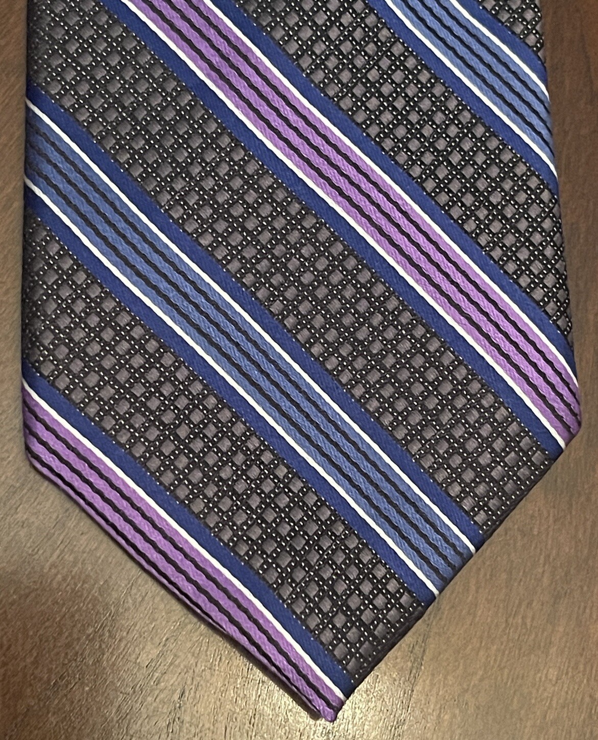 Pronto Uomo Couture Blue Purple Hand Made 100% Silk Made In China