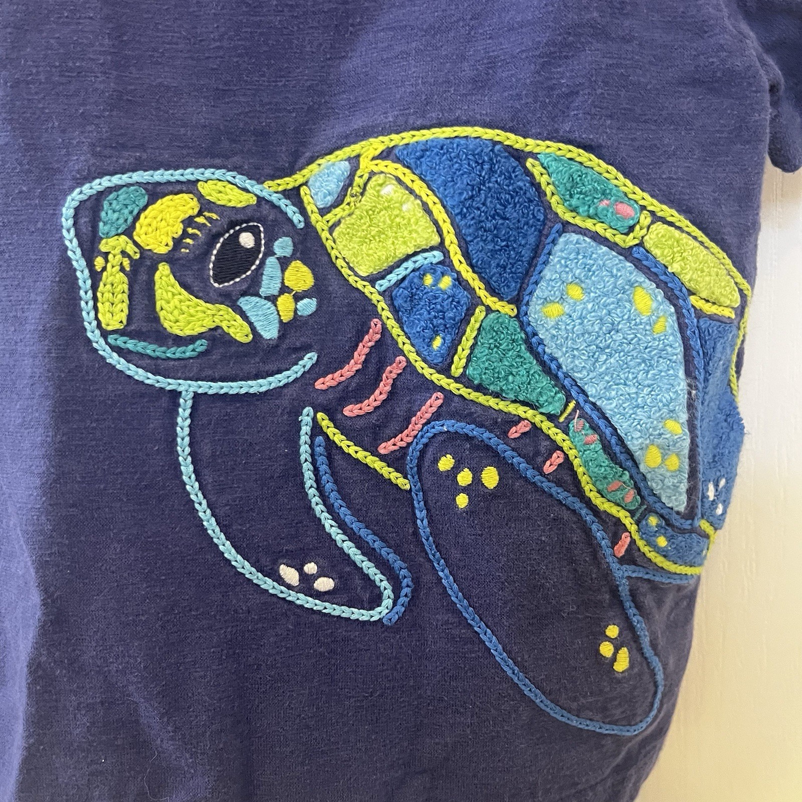 Mini Boden Sea Turtle Applique T-Shirt Top Tee Blue Boys Size 2-3 years