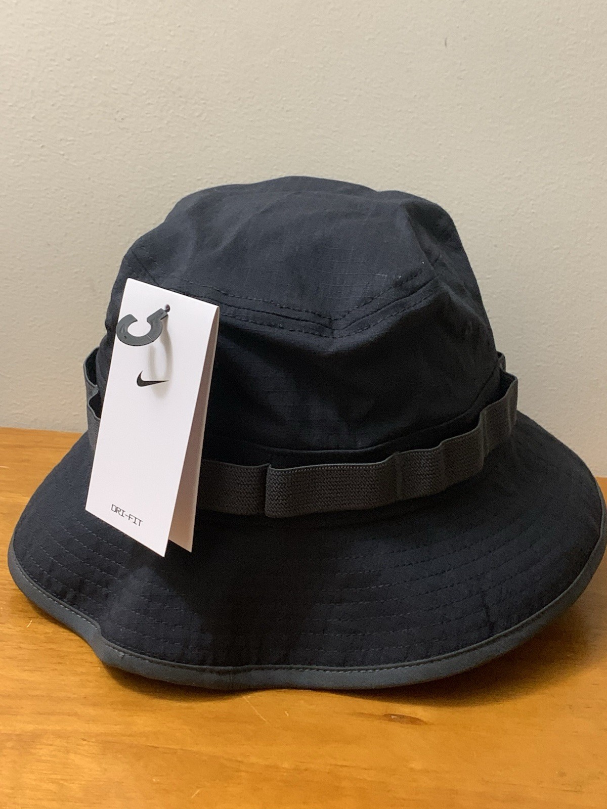 Nike Apex Dri-FIT Training Bucket Hat FB5621-010 NEW $34 Unisex Adult Sz M Black