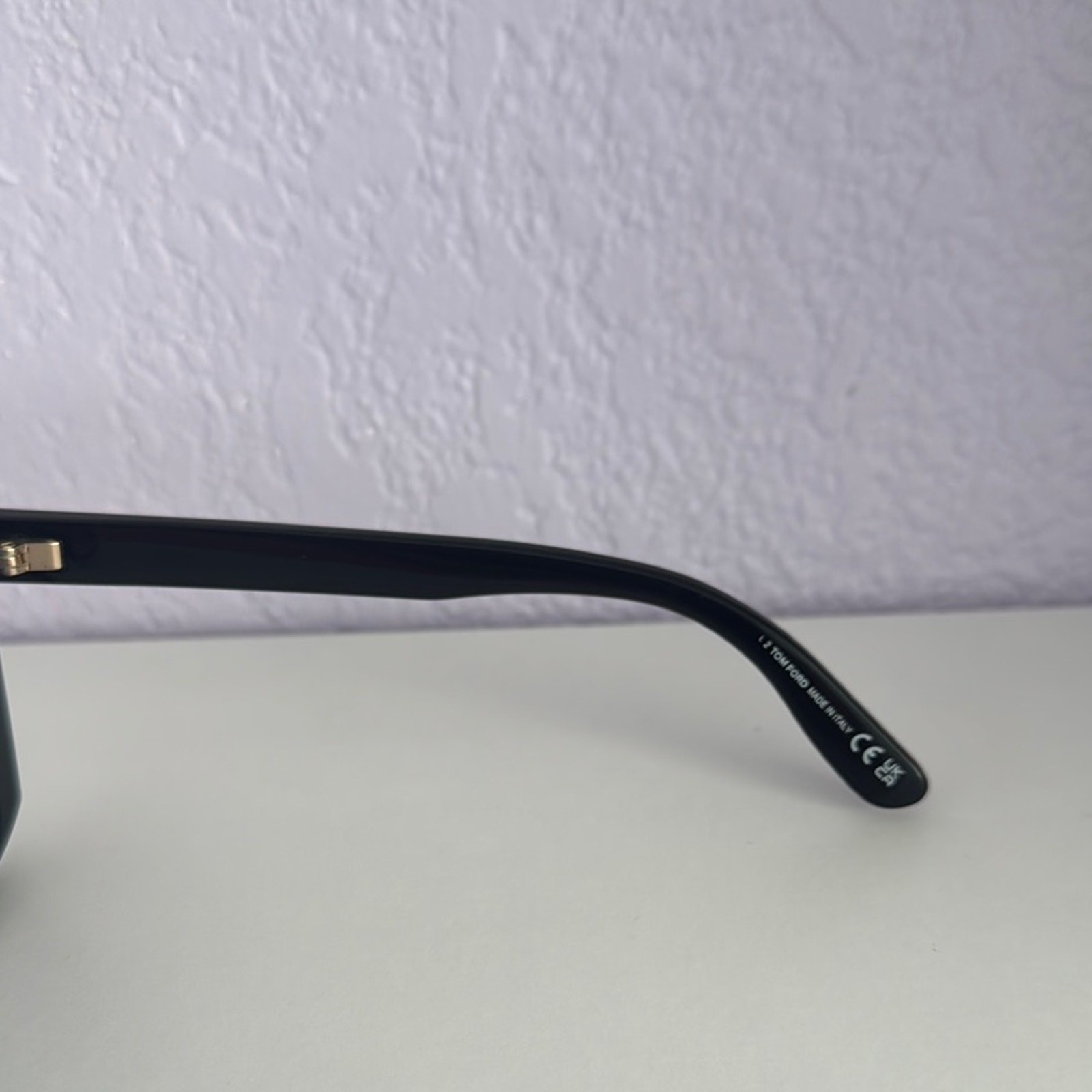 New Tom Ford Sunglasses Scarlet-02 TF920 01B, Authentic