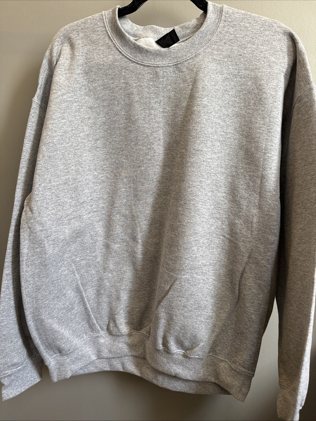 2 PACK Gildan Heavy Blend Crewneck Sweatshirt 50/50 cotton/poly Light Grey LARGE