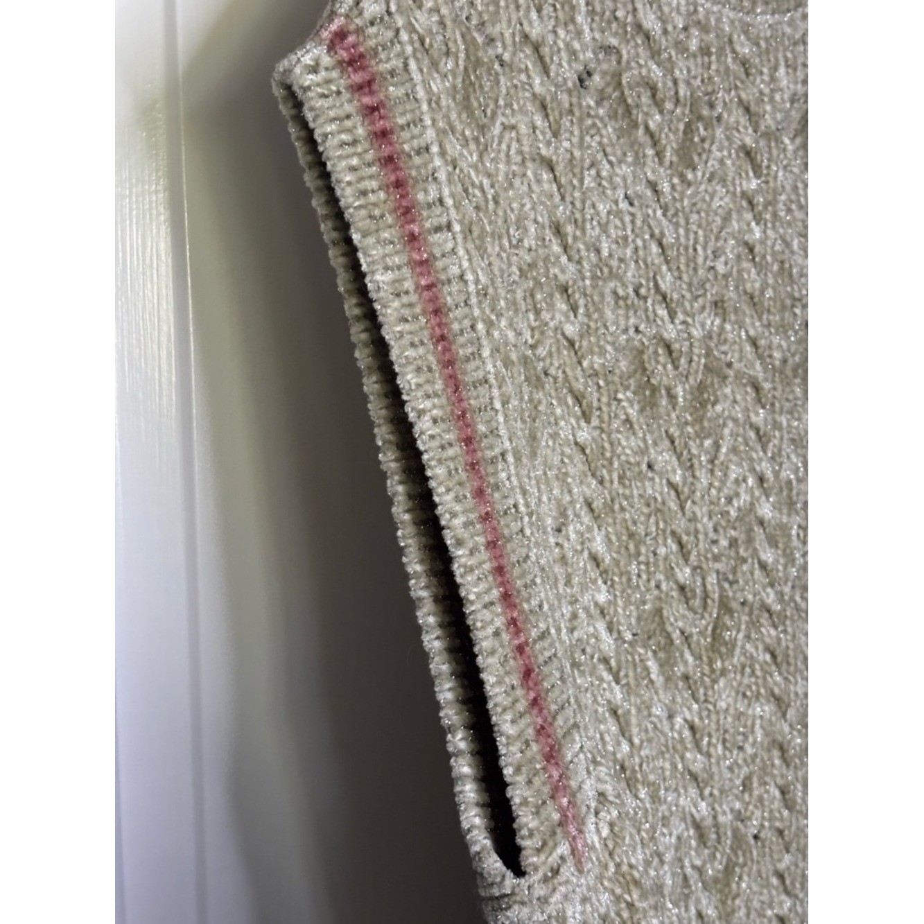 CHANEL 22FW Beige Cable Knit Vest with Pink Accent size French 40