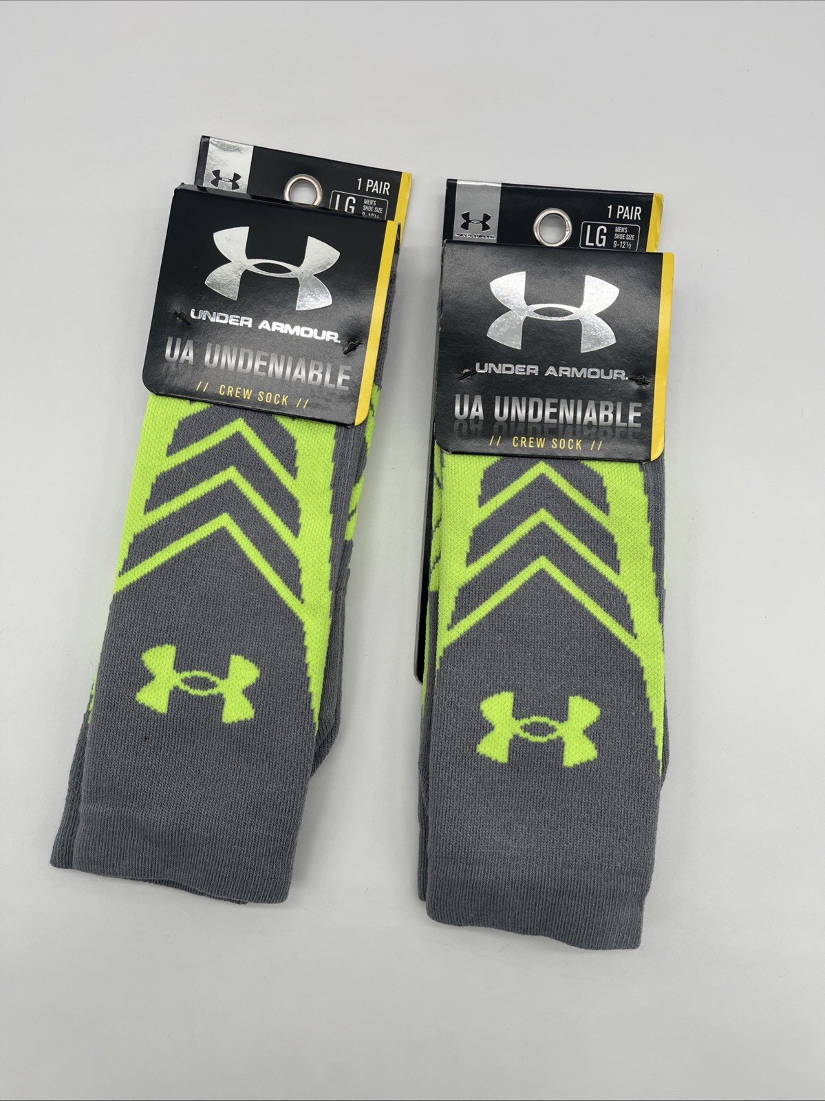 Under Armour UA Undeniable Crew Socks Mens Size L 9-12.5 Green/Black 2 Pack