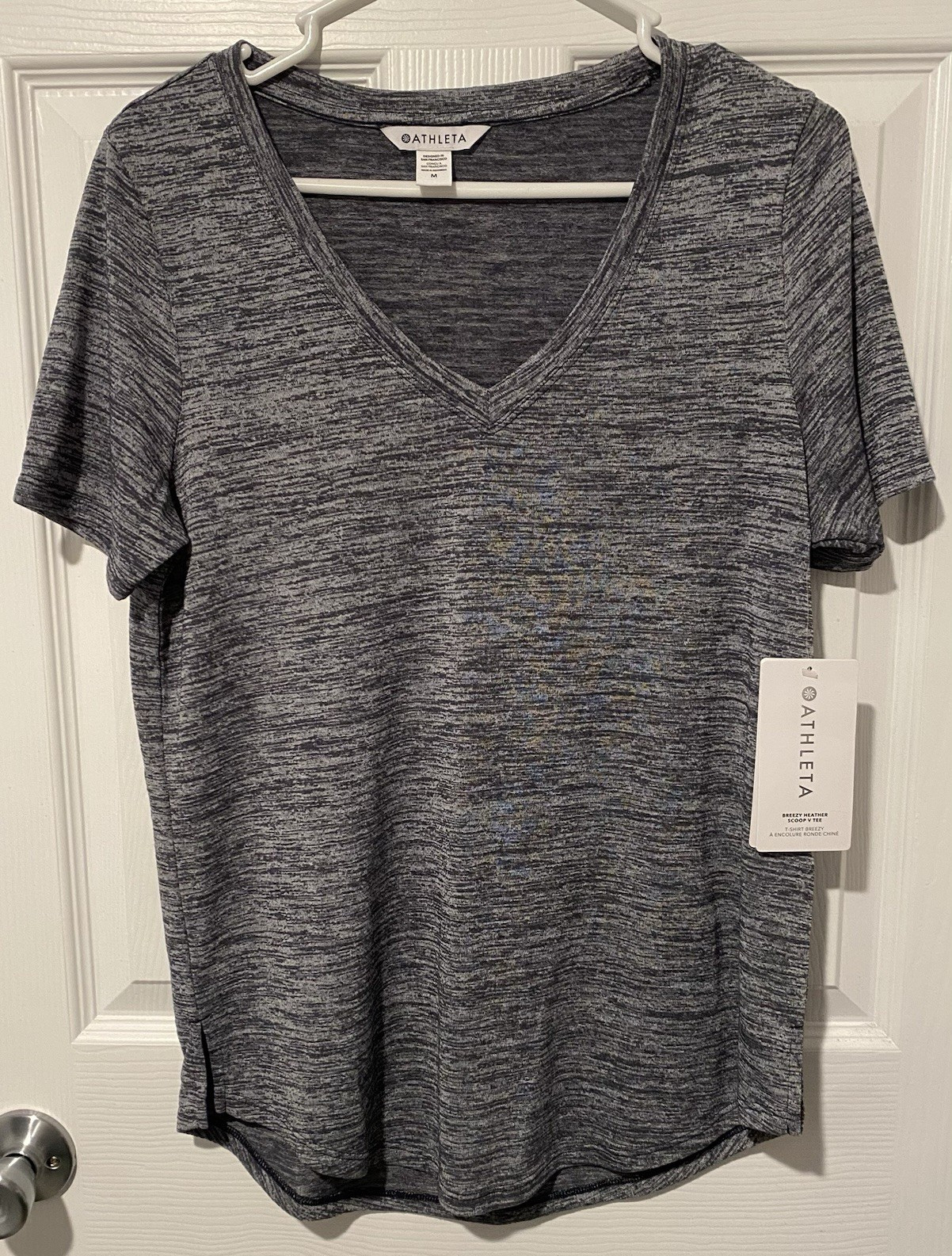 NWT Athleta Women’s M Breezy Heather Scoop V-Neck T-shirt Gray Modal Blend Tee