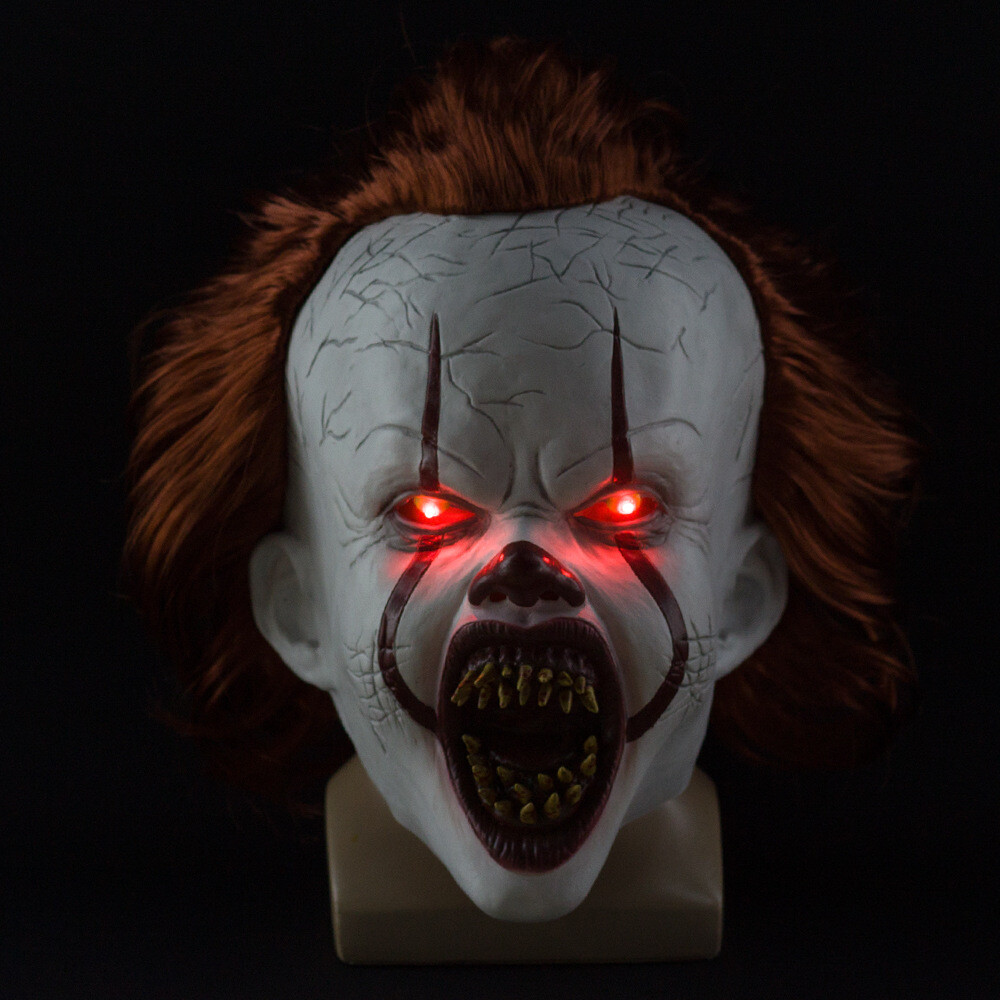 LED Pennywise Clown Mask Stephen King’s It Chapter Two Masque Movie Cosplay Mask