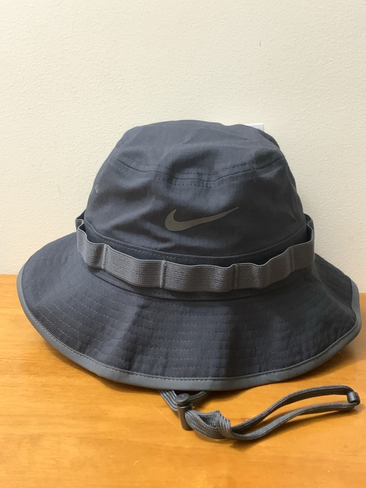 Nike Apex Dri-FIT Training Bucket Hat FB5621-010 NEW $34 Unisex Adult Sz M Black