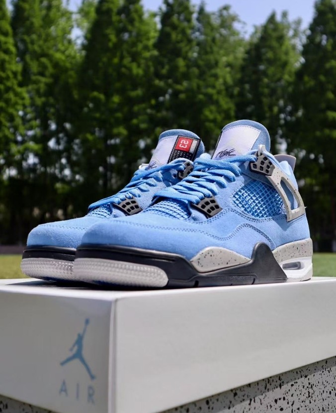Jordan Air Jordan 4 Men’s Retro Mid Top Basketball Shoes Trainers