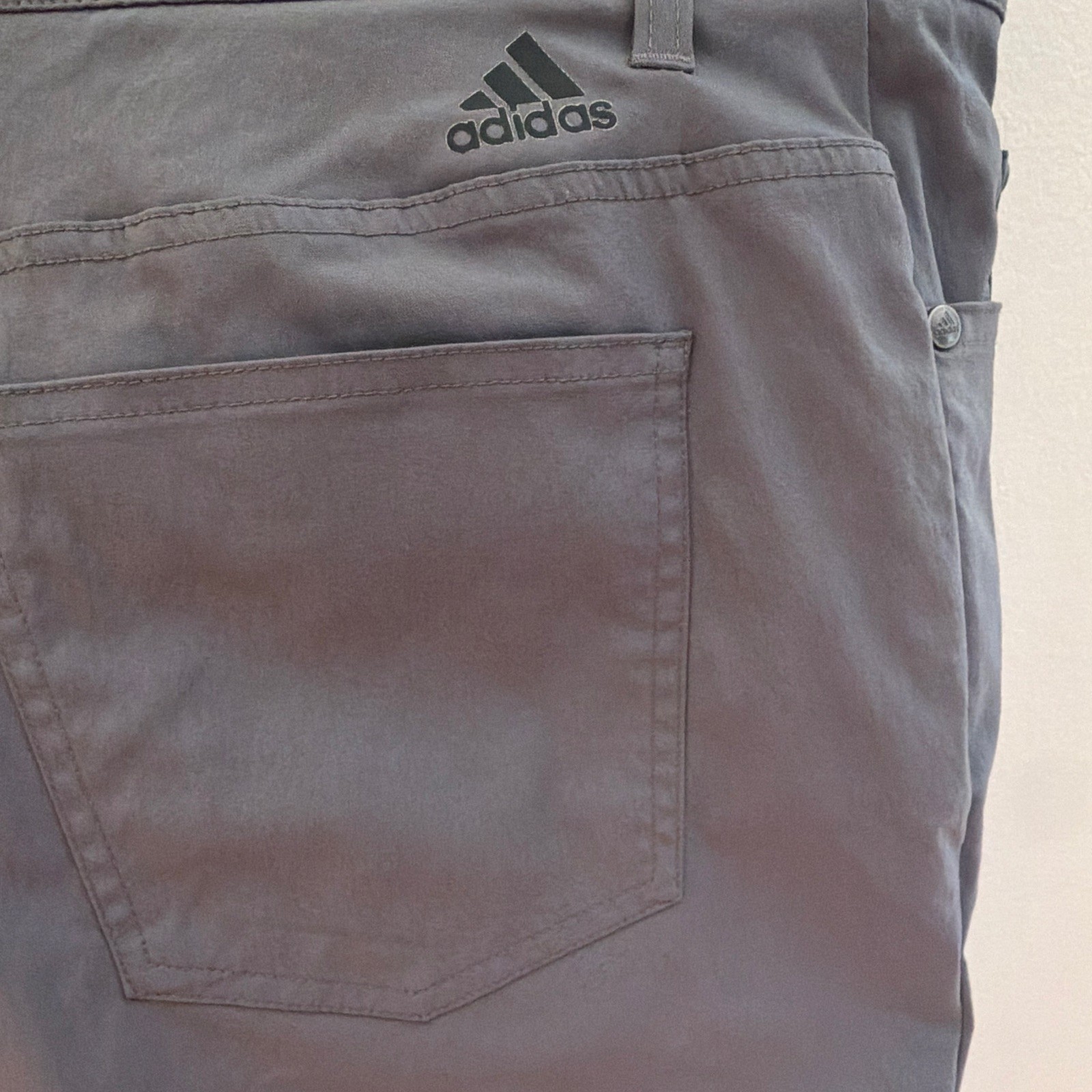 adidas Ultimate365 Men’s Gray Golf Pants 34W Regular Fit Stretch Flat Front