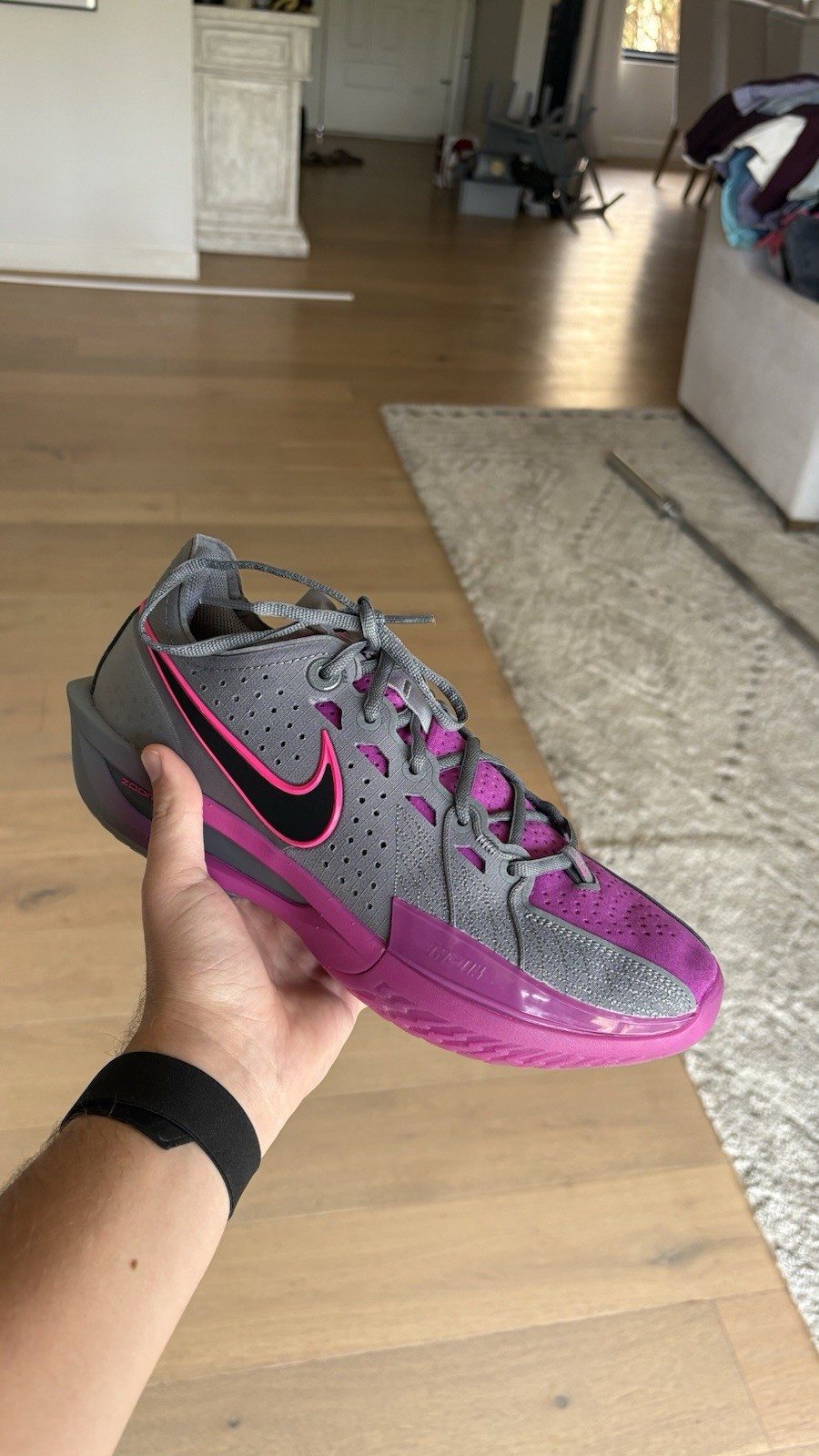 Nike G.T. Cut 3 “Smoke Grey/Hot Fuchsia/Hyper Pink/Black” Men’s Basketball Shoe