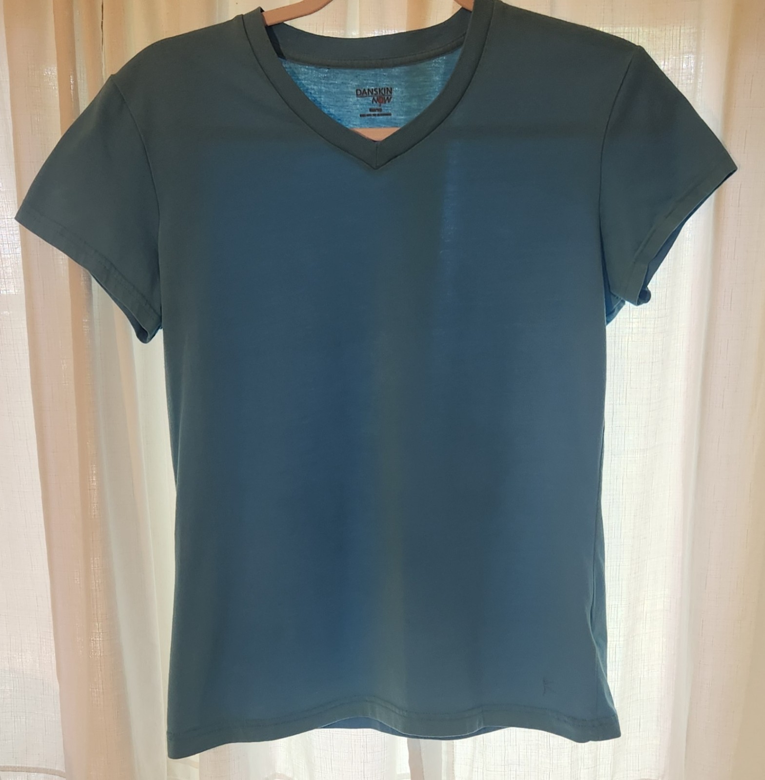 Women’s Danskin Now Active Tee Short Sleeve Pullover Navy Top Size M (8-10)