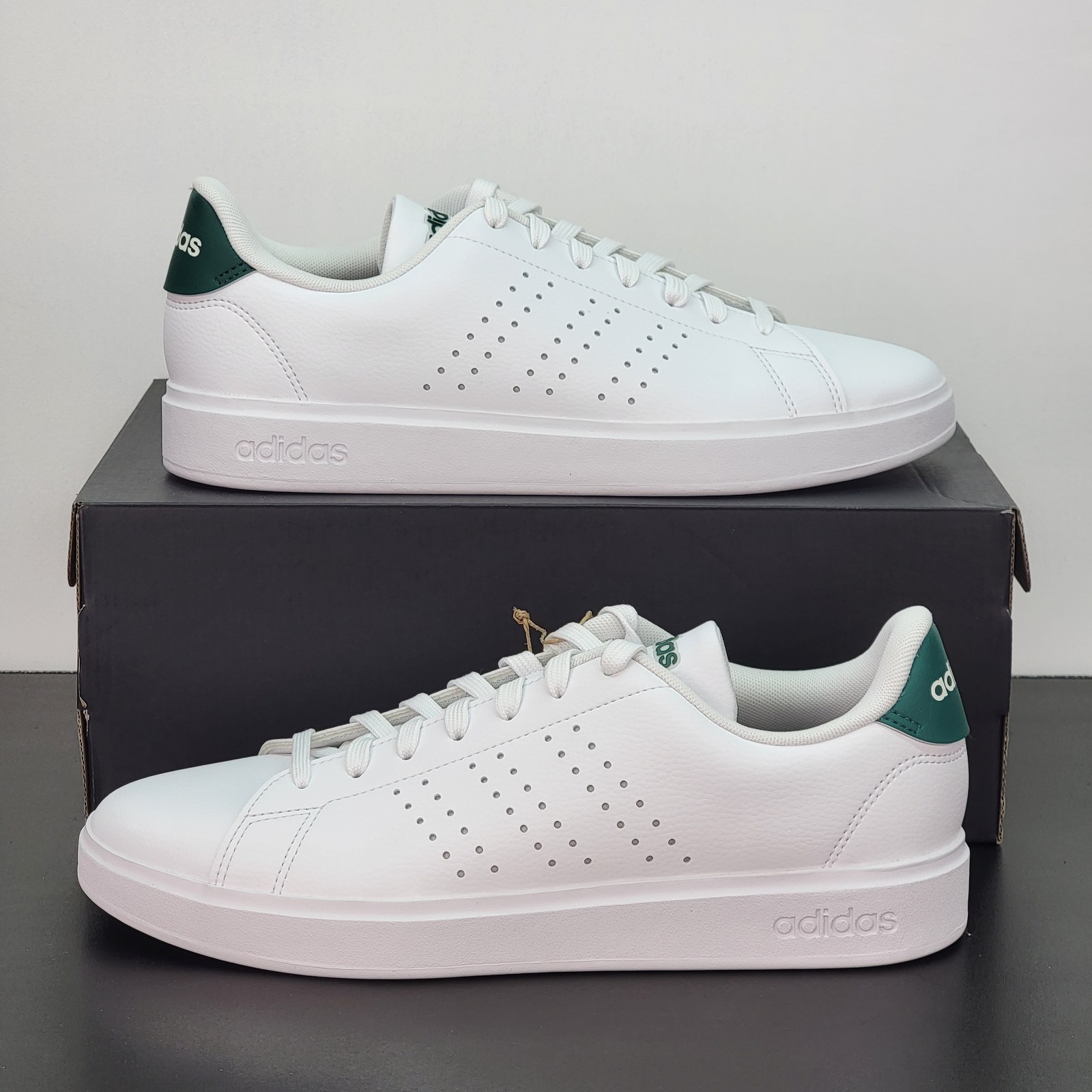 Adidas Advantage Men’s Size 9 Athletic Shoes White Green Casual Sneakers