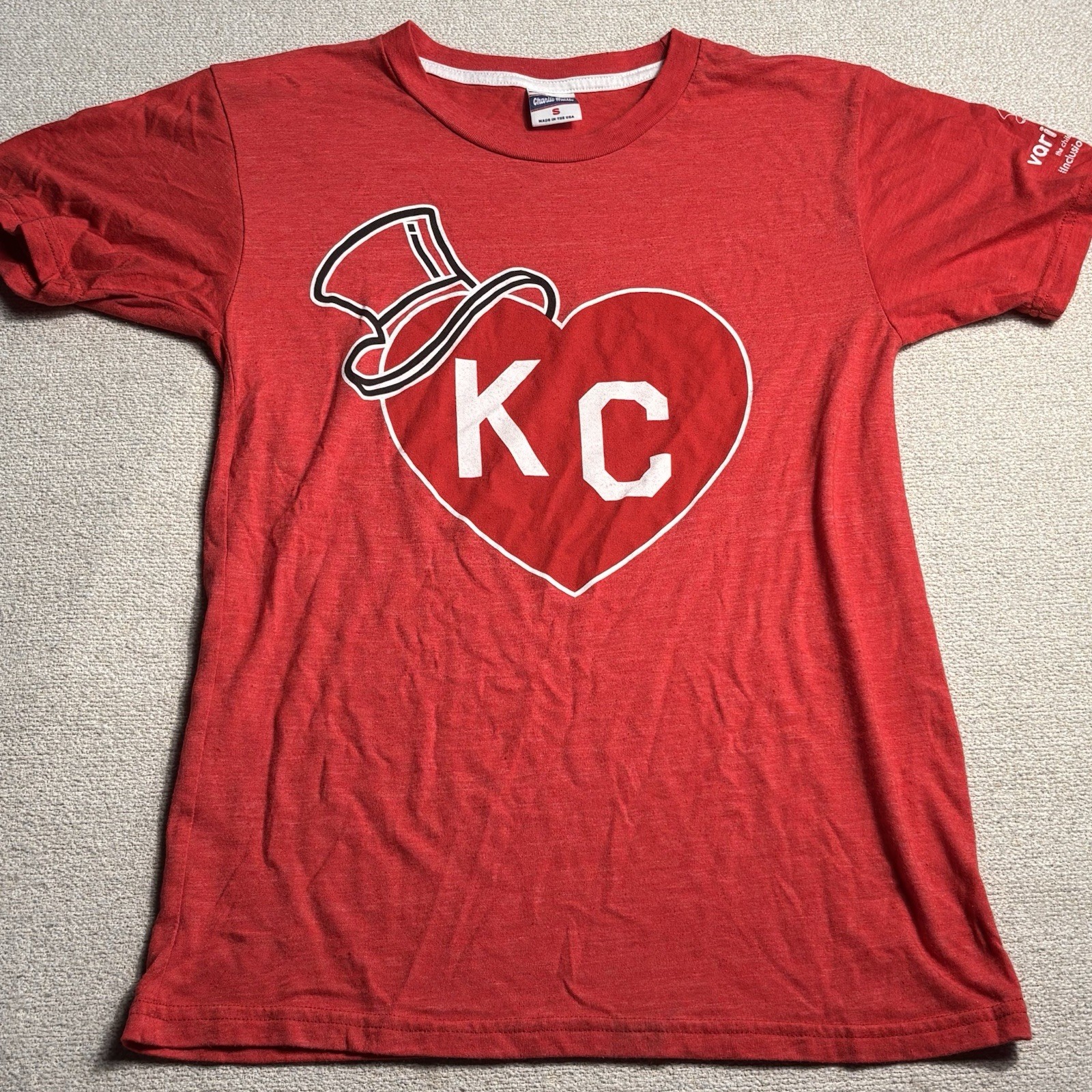 Kansas City Variety Childrens Charity T-Shirt Women Small Red Top Hat Heart