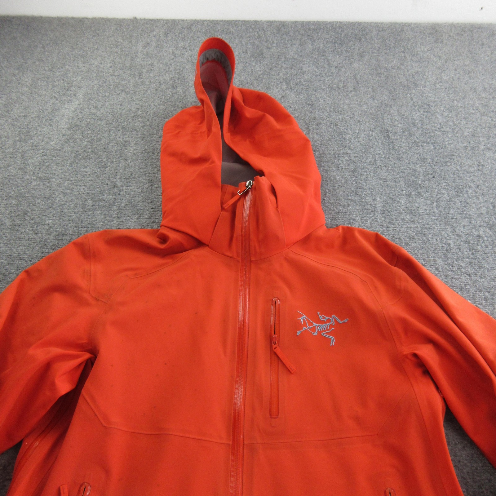 Arc’teryx Jacket Mens Medium Orange Hooded Full Zip Softshell Ski Outdoor