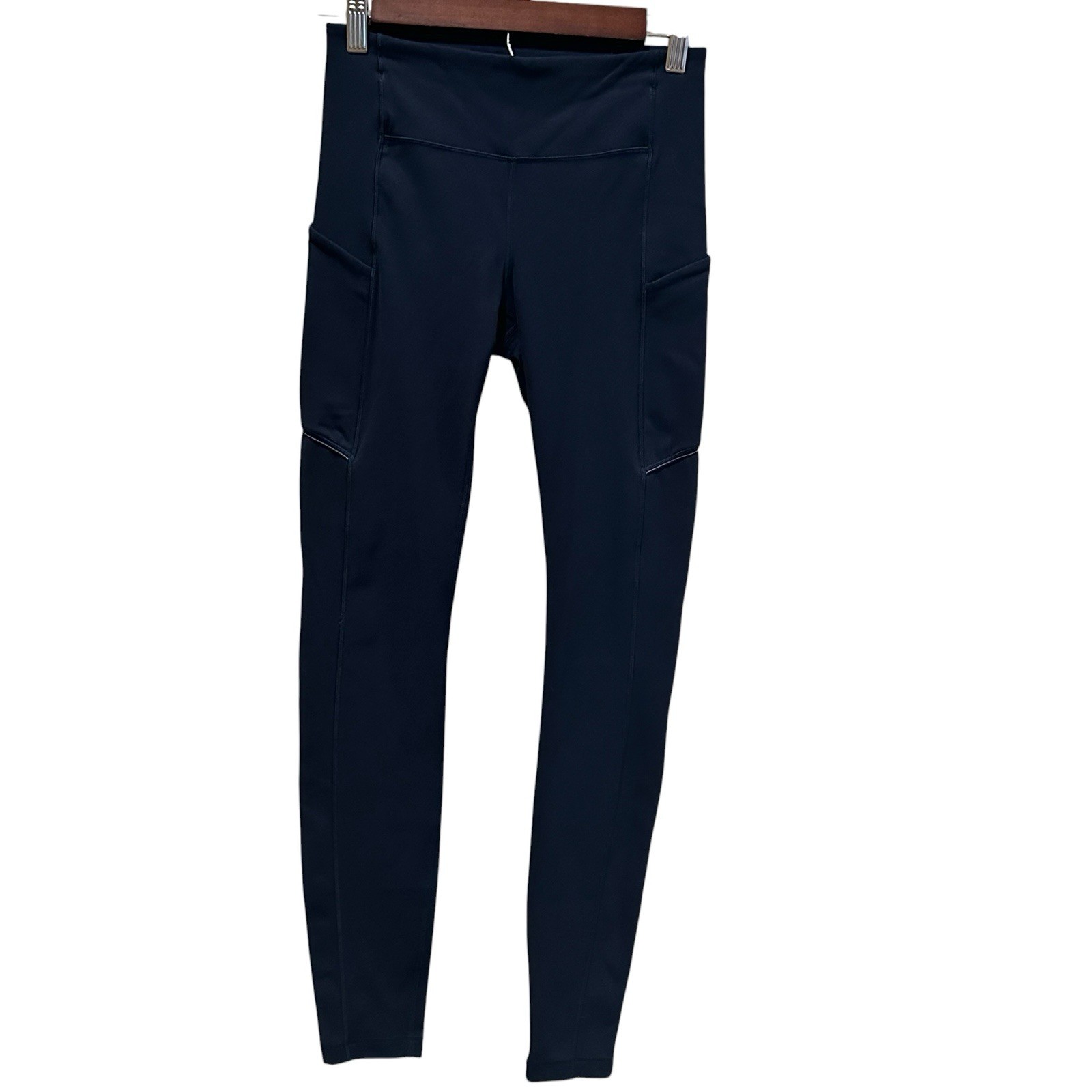 Lululemon Speed Up Tight *Full-On Luxtreme 28″ Size 4 True Navy