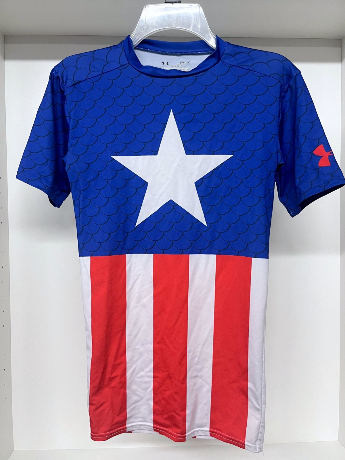 RARE Under Armour Captain America Compression Shirt, SMALL – Marvel Alter Ego!