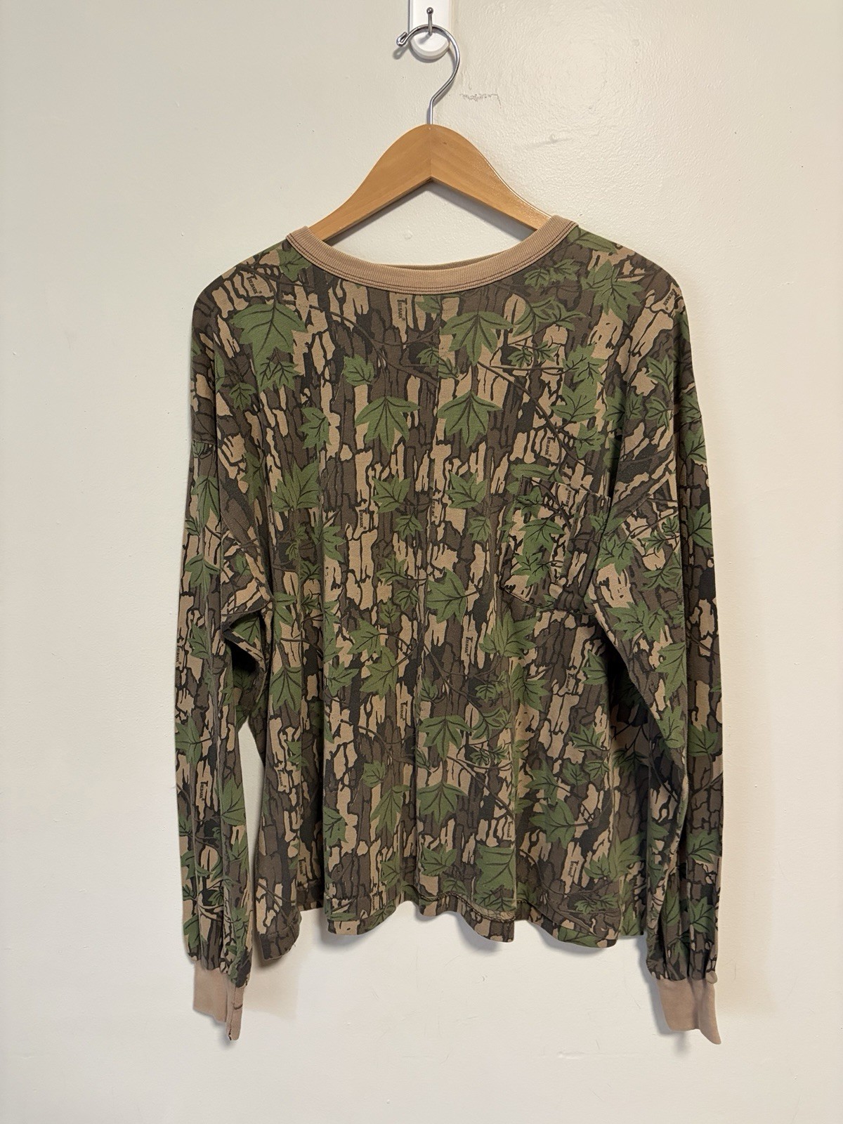 Vintage 80s Tree bark Camo Long Sleeve Pocket T-Shirt Single Stitch Men’s XL USA